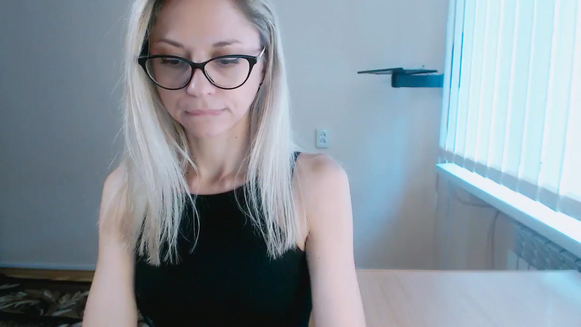 Gallery image thumbnail from Sunshine_alis's myfreecams stream on, 08/11/2024, 16:46 image 10 of 20