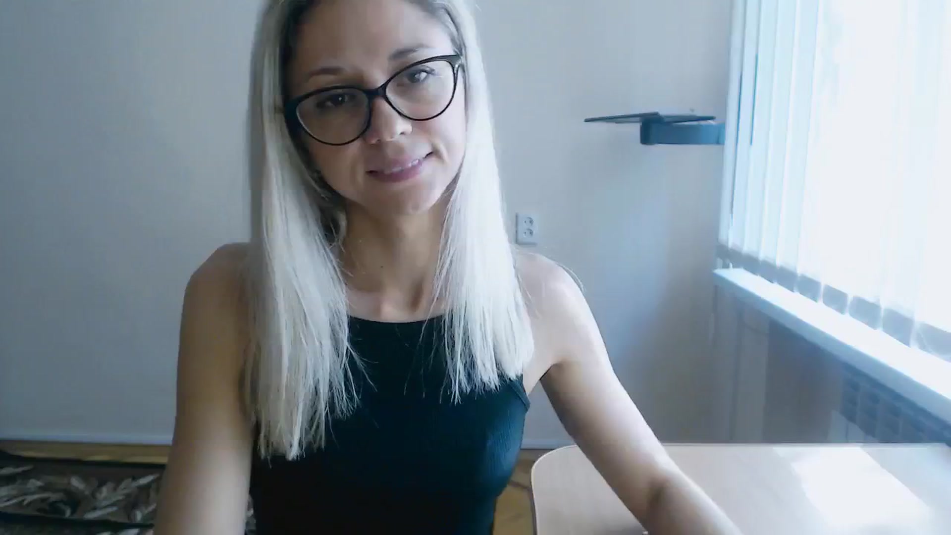Gallery image thumbnail from Sunshine_alis's myfreecams stream on, 08/11/2024, 16:46 image 1 of 20