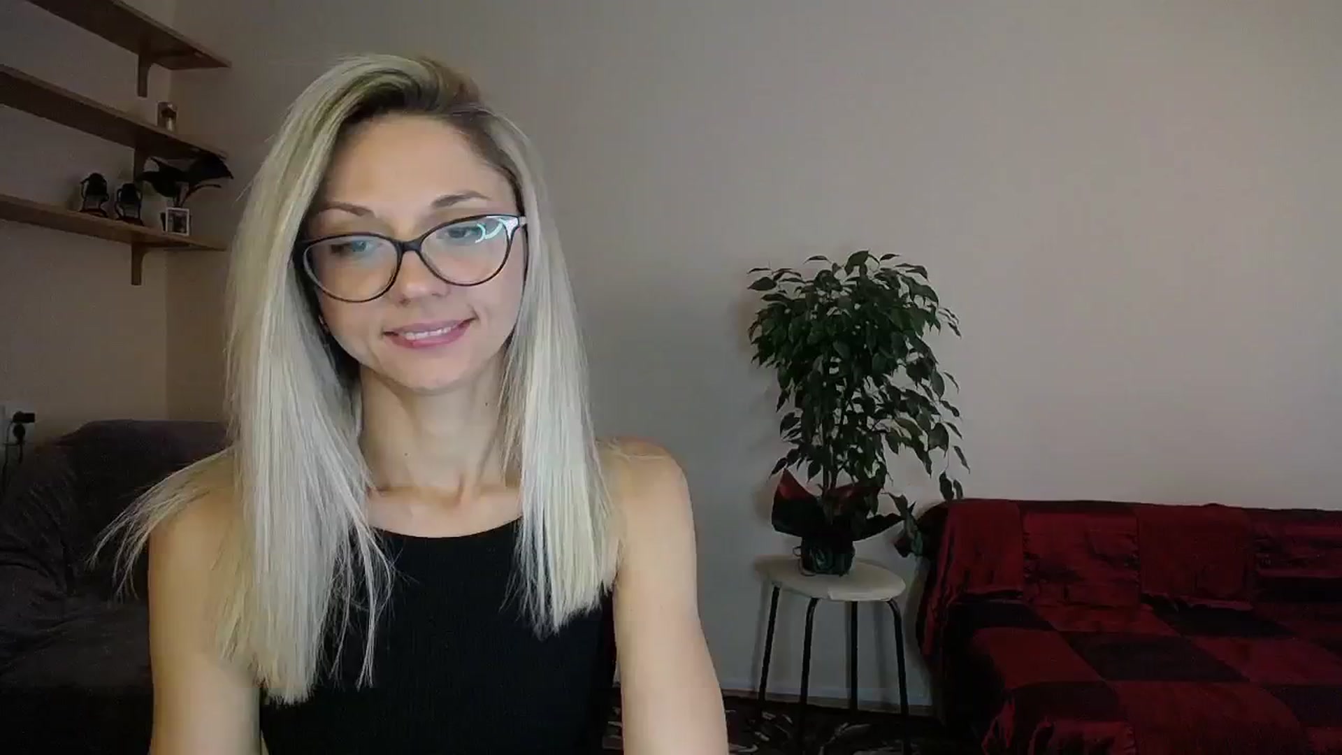 Gallery image thumbnail from Sunshine_alis's myfreecams stream on, 08/23/2024, 12:24 image 12 of 20