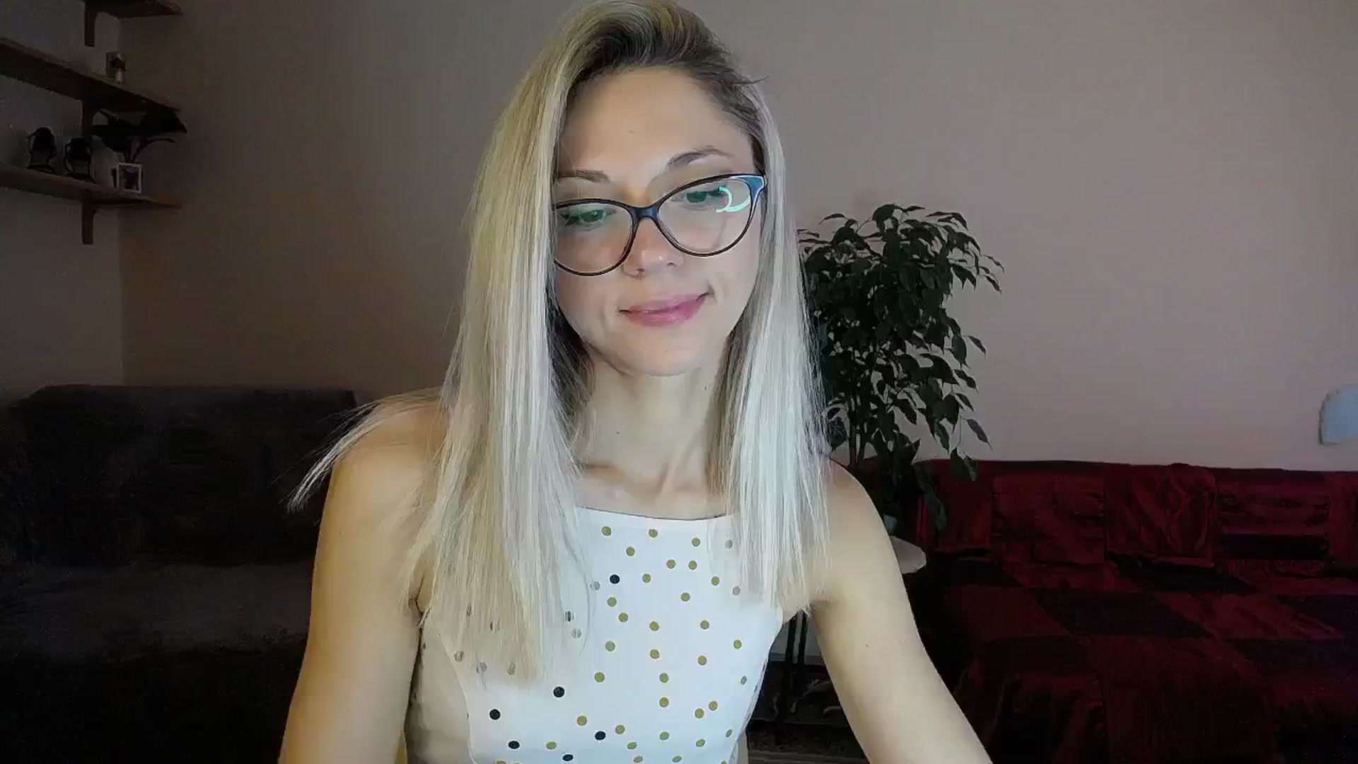 Gallery image thumbnail from Sunshine_alis's myfreecams stream on, 08/24/2024, 12:18 image 4 of 20