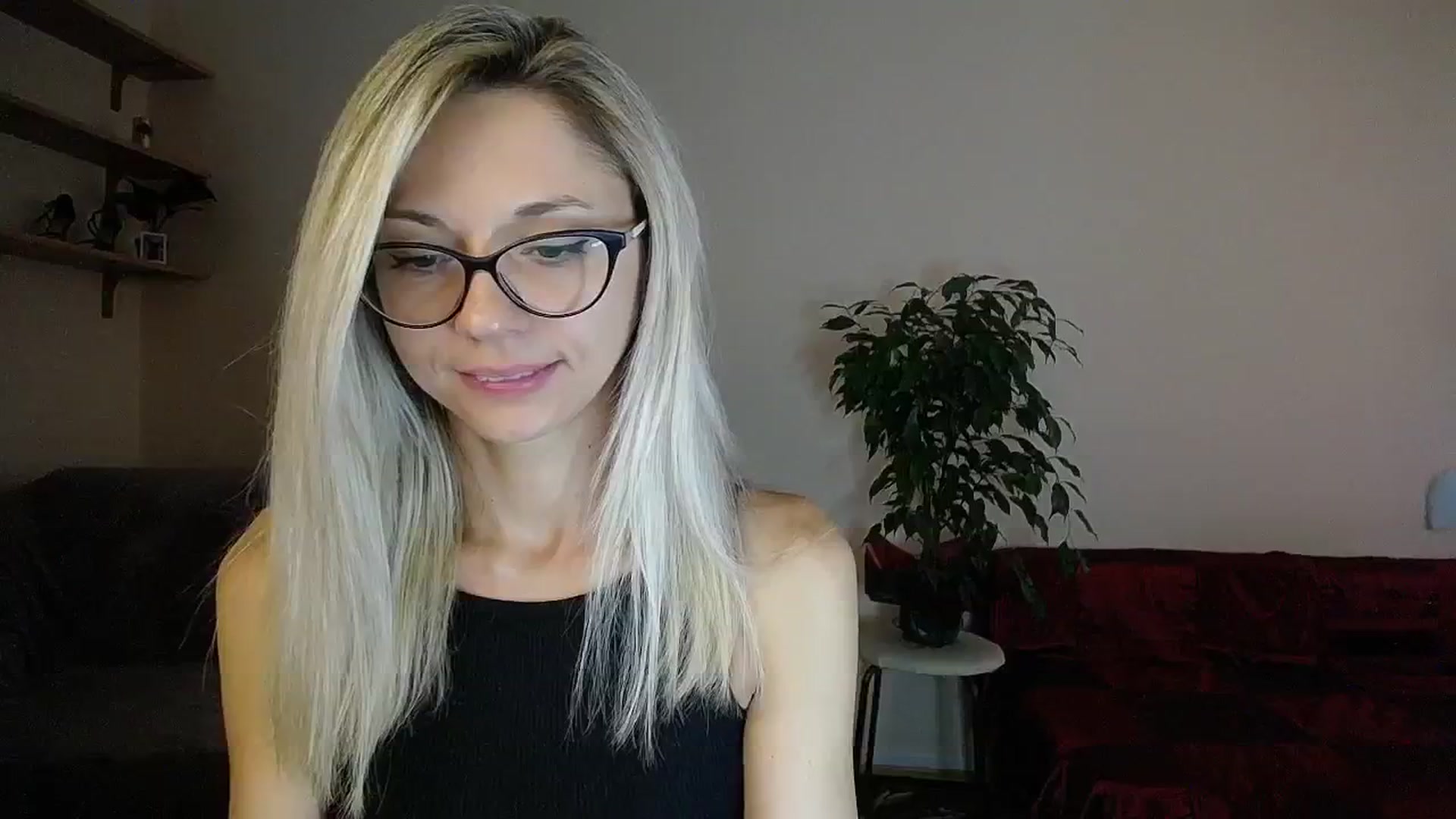 Gallery image thumbnail from Sunshine_alis's myfreecams stream on, 08/26/2024, 15:12 image 6 of 20