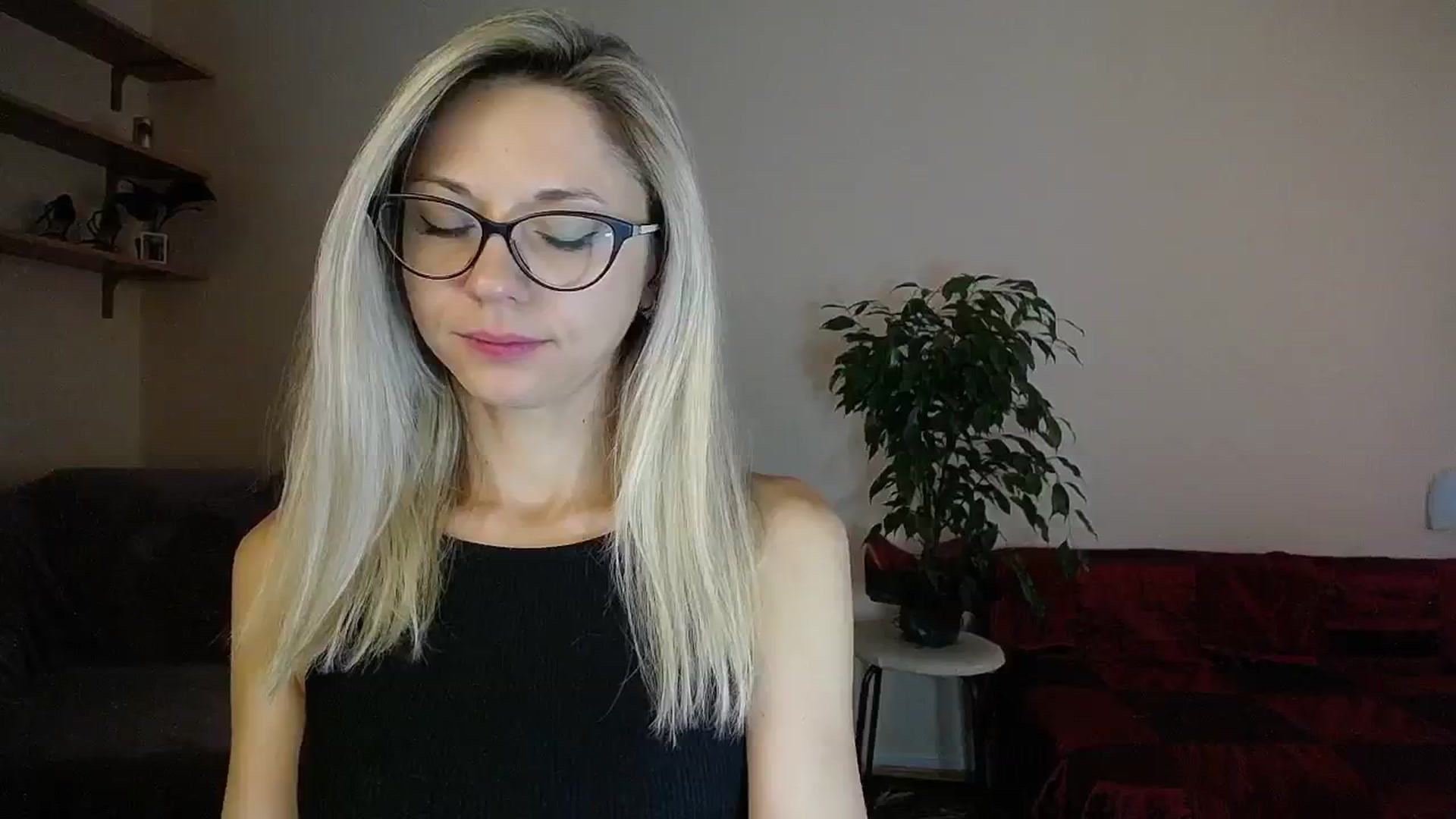 Gallery image thumbnail from Sunshine_alis's myfreecams stream on, 08/26/2024, 15:12 image 11 of 20