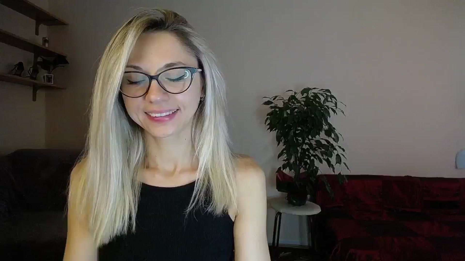 Gallery image thumbnail from Sunshine_alis's myfreecams stream on, 08/26/2024, 15:12 image 1 of 20