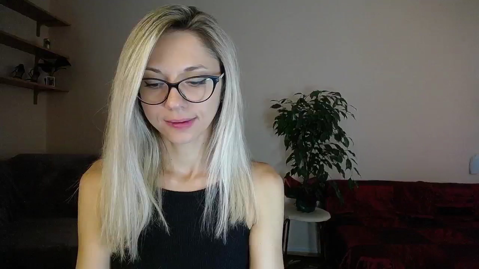 Gallery image thumbnail from Sunshine_alis's myfreecams stream on, 08/26/2024, 15:12 image 5 of 20