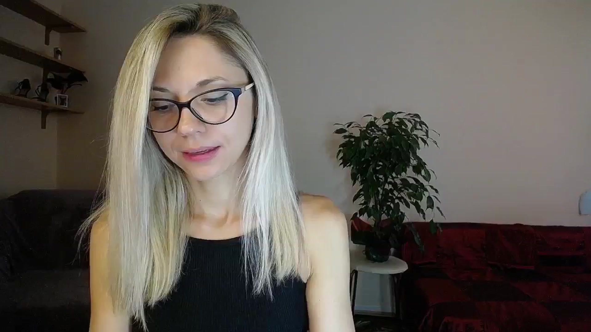 Gallery image thumbnail from Sunshine_alis's myfreecams stream on, 08/26/2024, 15:12 image 3 of 20