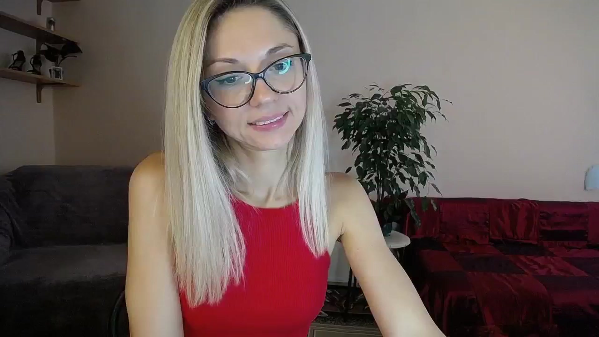 Gallery image thumbnail from Sunshine_alis's myfreecams stream on, 08/31/2024, 13:25 image 5 of 20