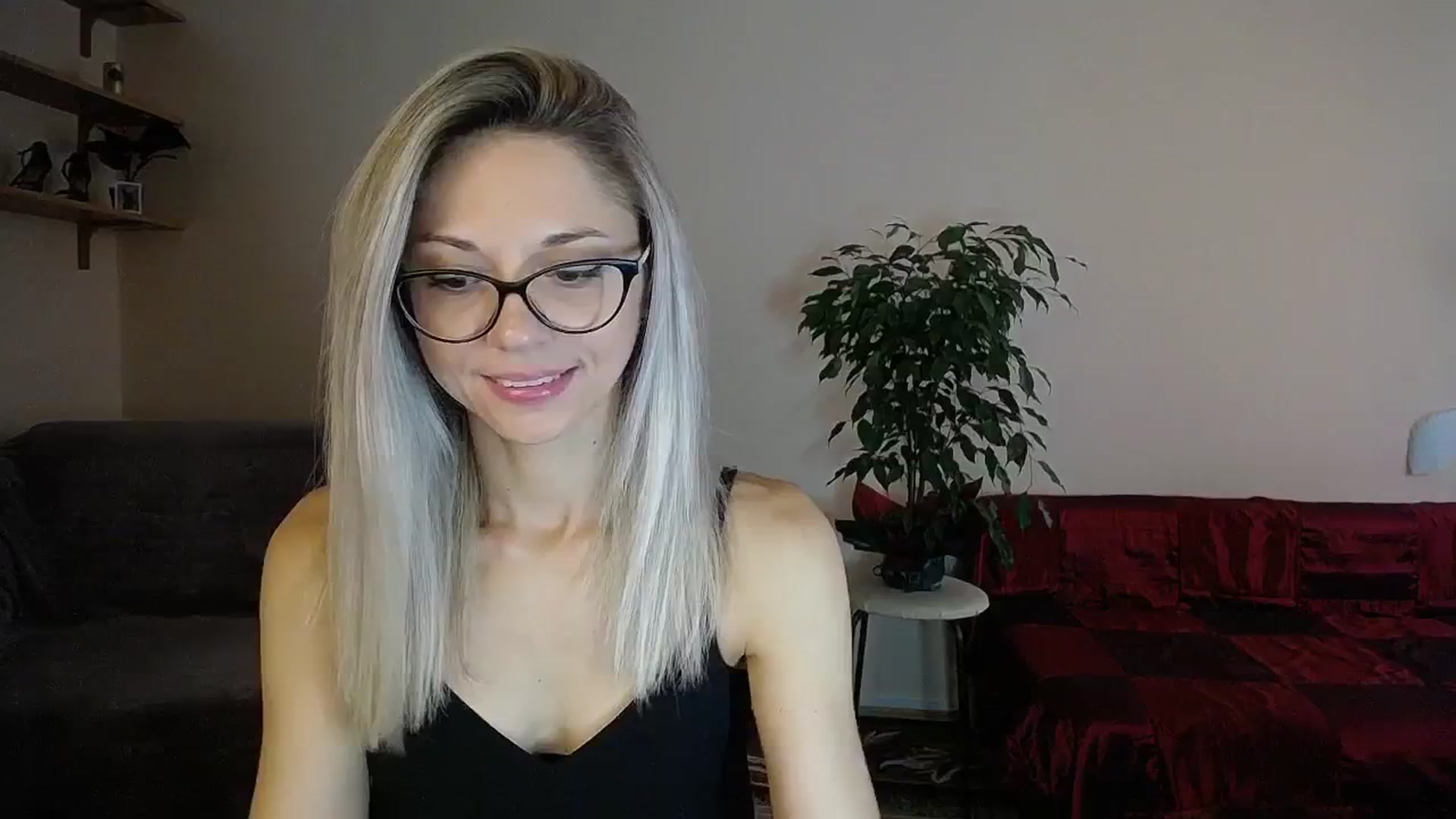 Gallery image thumbnail from Sunshine_alis's myfreecams stream on, 09/01/2024, 13:34 image 5 of 20