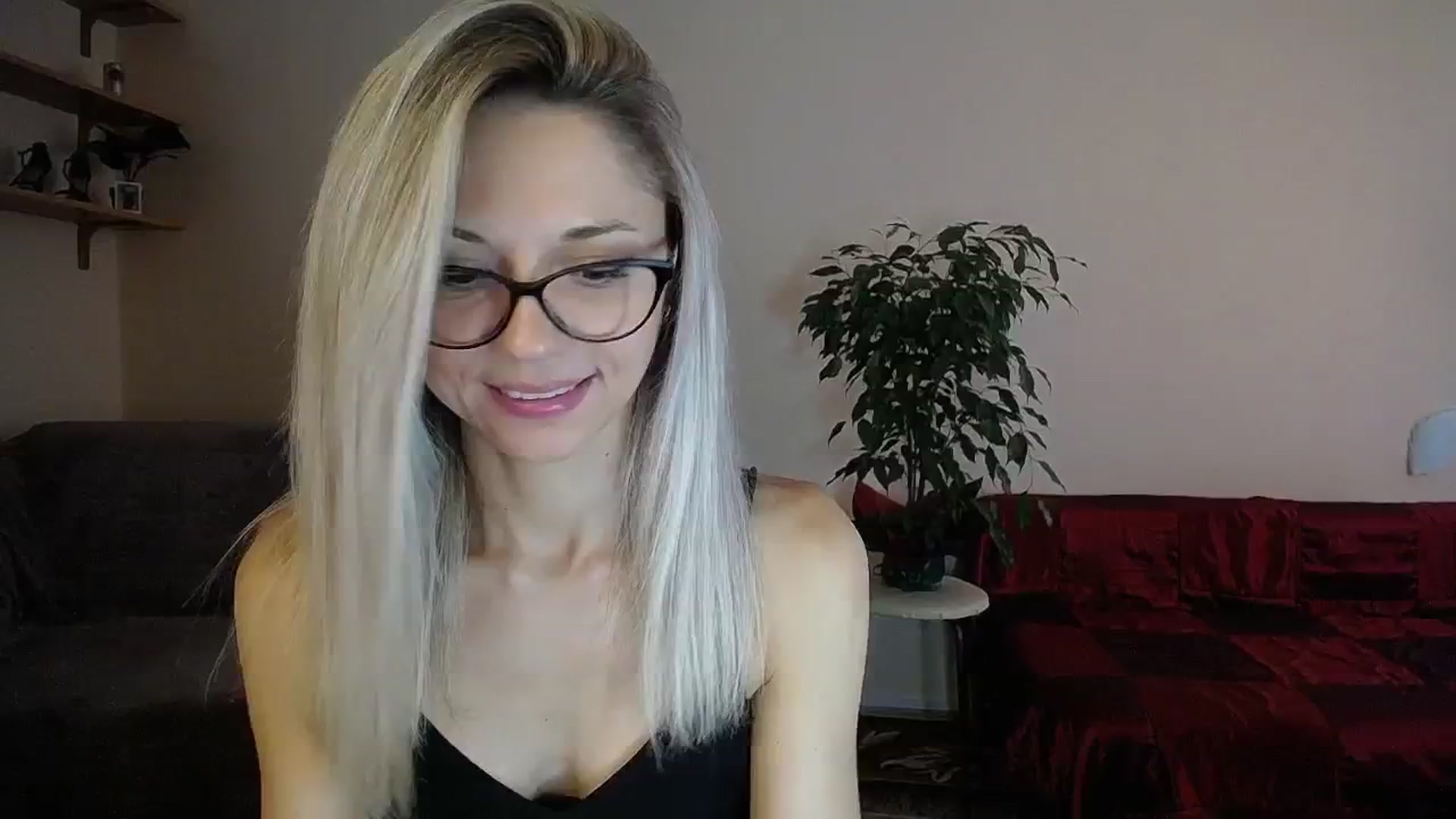 Gallery image thumbnail from Sunshine_alis's myfreecams stream on, 09/01/2024, 13:34 image 11 of 20