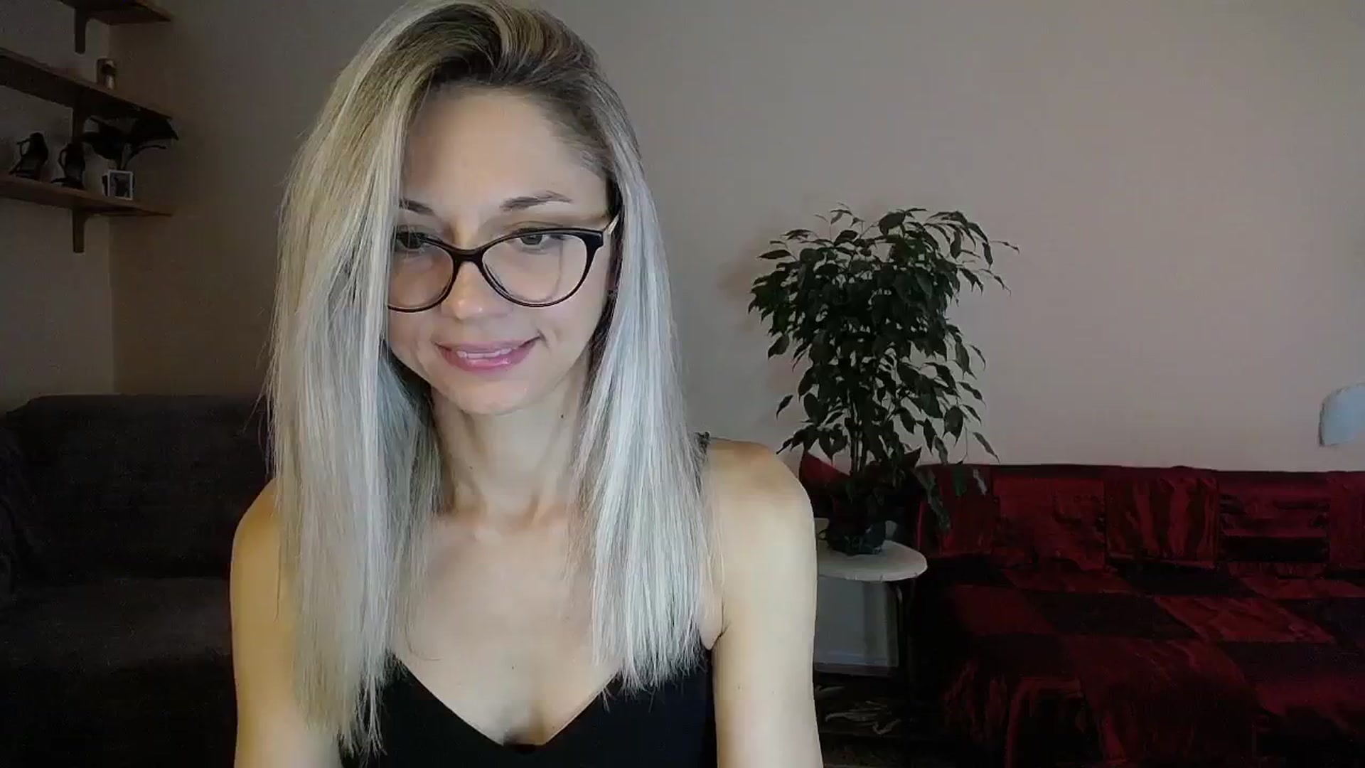 Gallery image thumbnail from Sunshine_alis's myfreecams stream on, 09/01/2024, 13:34 image 14 of 20