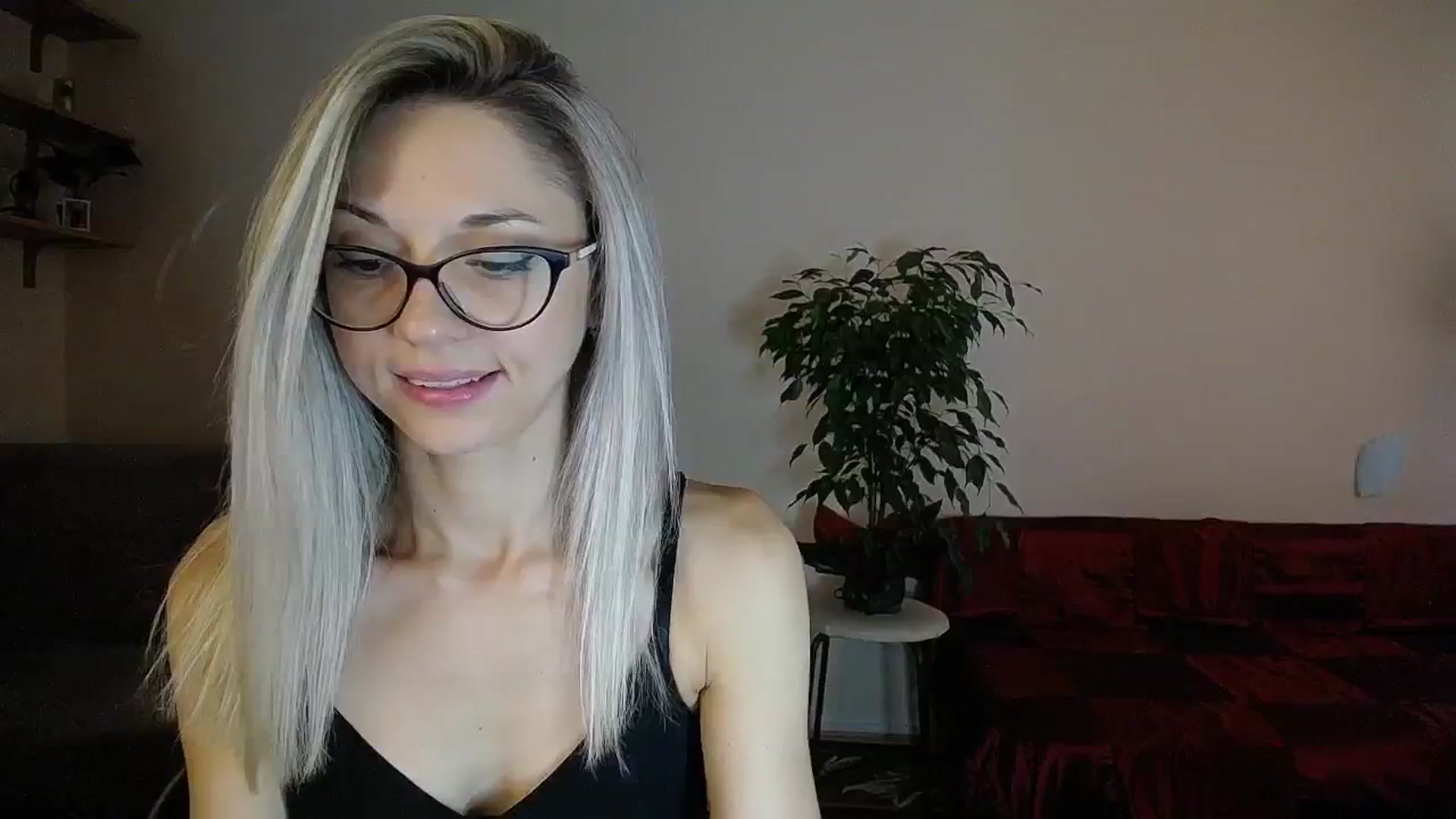 Gallery image thumbnail from Sunshine_alis's myfreecams stream on, 09/01/2024, 15:03 image 13 of 20
