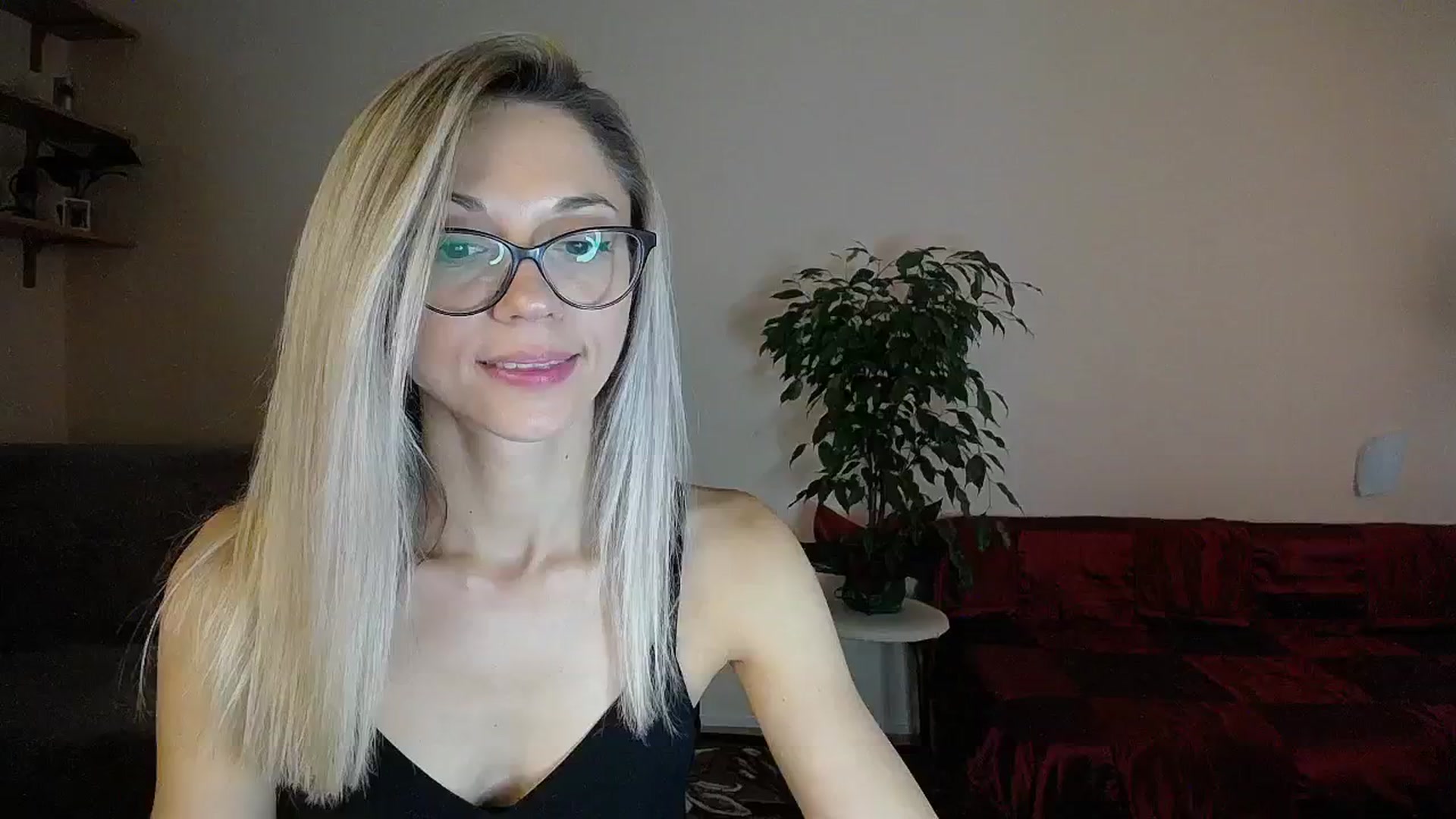 Gallery image thumbnail from Sunshine_alis's myfreecams stream on, 09/01/2024, 15:03 image 16 of 20
