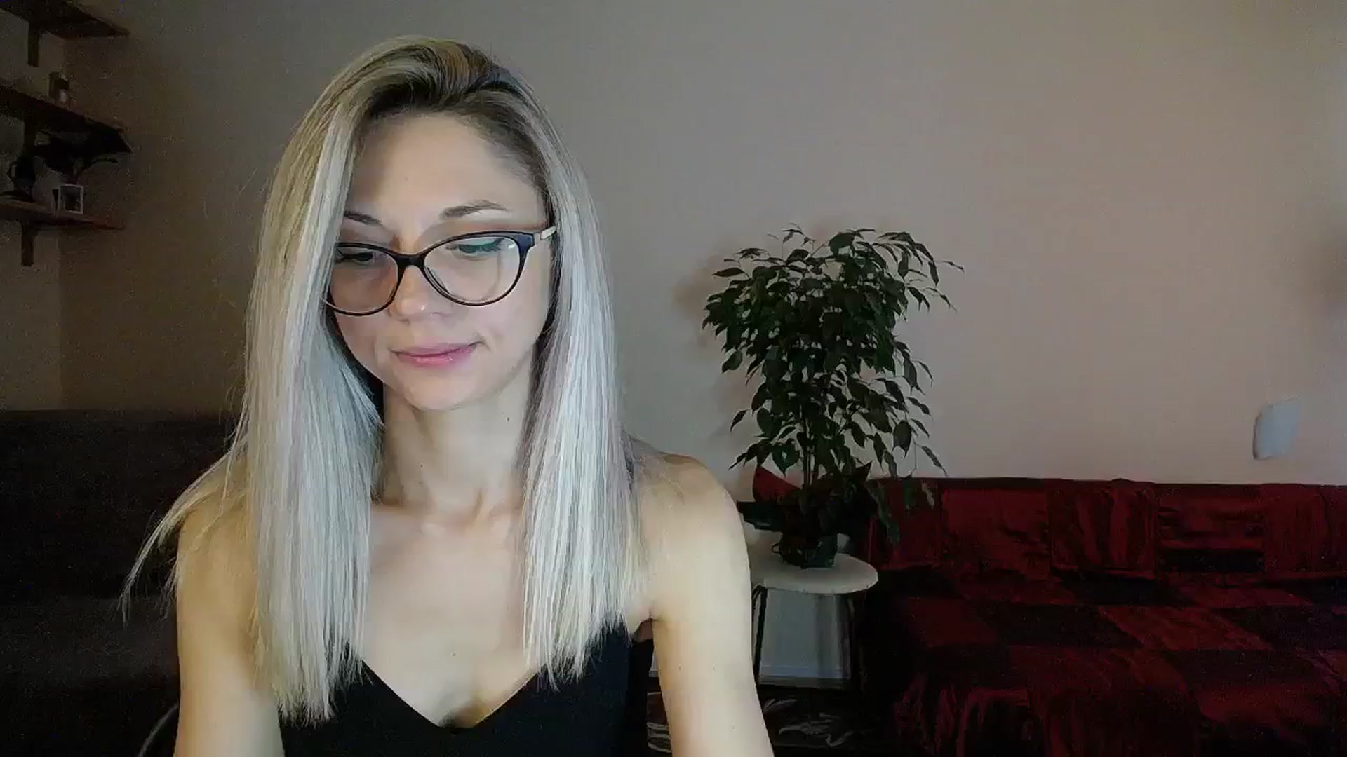 Gallery image thumbnail from Sunshine_alis's myfreecams stream on, 09/01/2024, 15:03 image 10 of 20