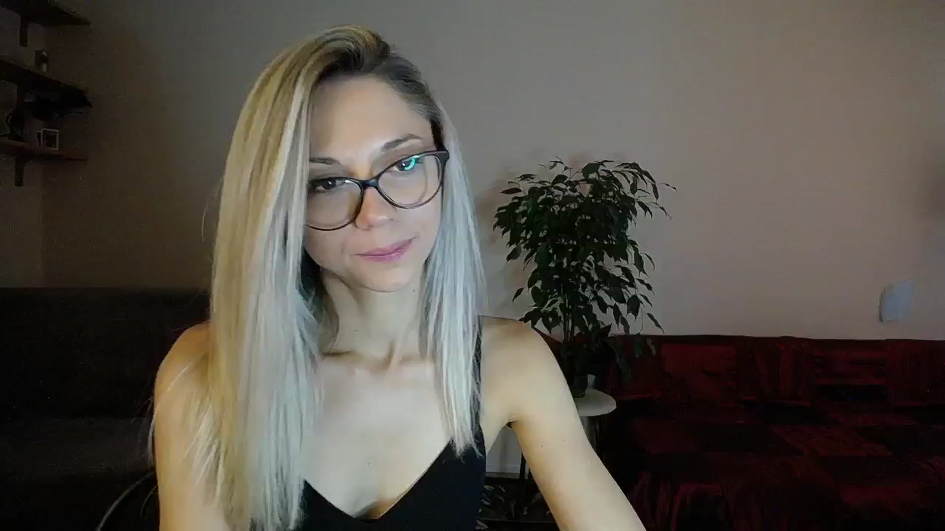 Gallery image thumbnail from Sunshine_alis's myfreecams stream on, 09/01/2024, 15:03 image 14 of 20