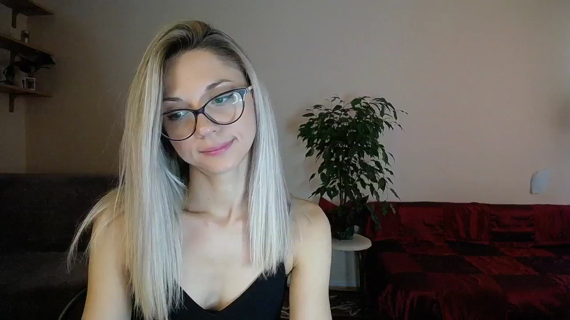 Gallery image thumbnail from Sunshine_alis's myfreecams stream on, 09/01/2024, 15:03 image 9 of 20