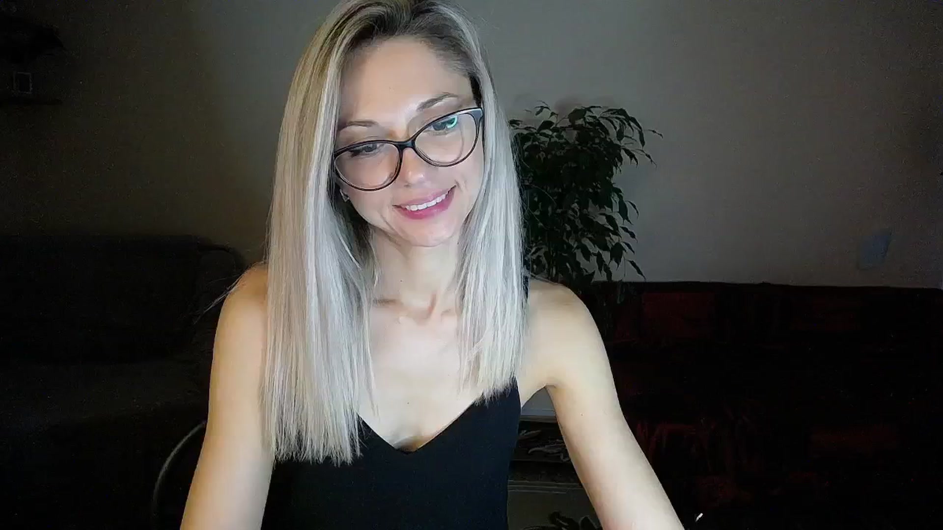 Gallery image thumbnail from Sunshine_alis's myfreecams stream on, 09/01/2024, 15:39 image 7 of 20