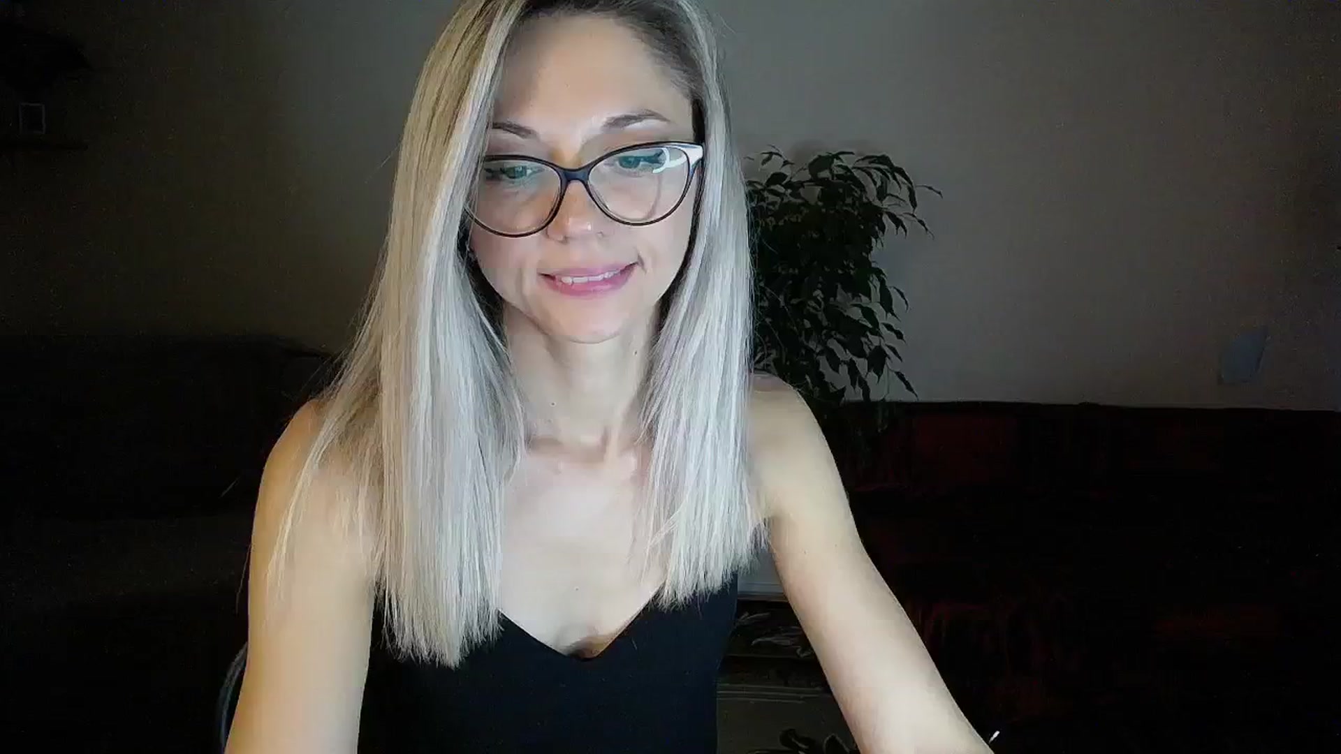 Gallery image thumbnail from Sunshine_alis's myfreecams stream on, 09/01/2024, 15:39 image 4 of 20