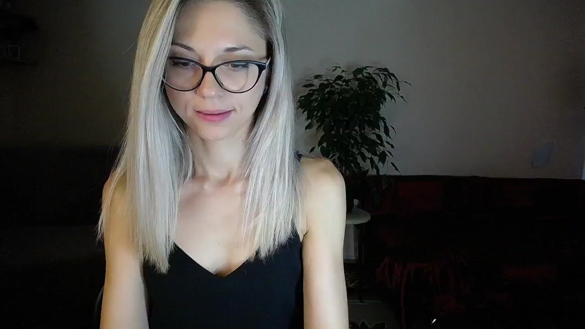 Gallery image thumbnail from Sunshine_alis's myfreecams stream on, 09/01/2024, 15:39 image 2 of 20