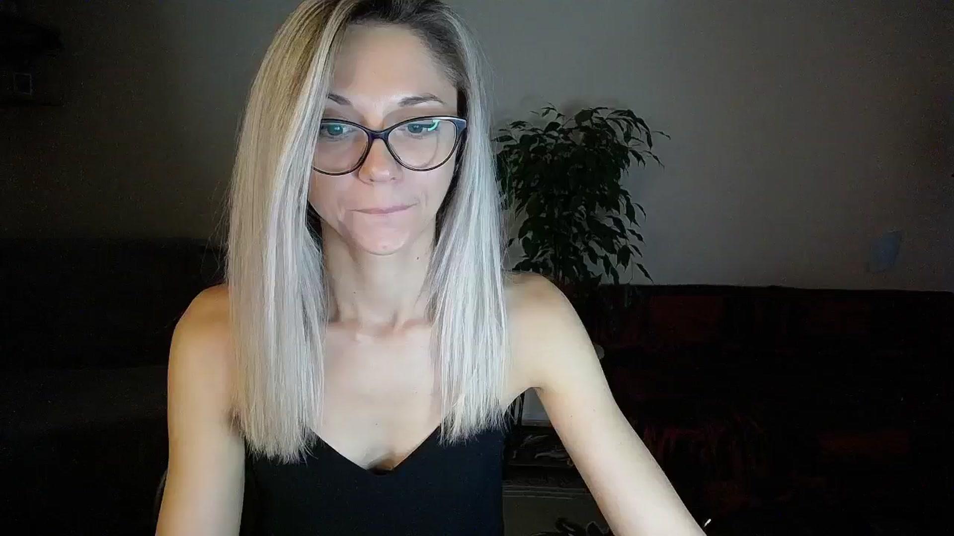 Gallery image thumbnail from Sunshine_alis's myfreecams stream on, 09/01/2024, 15:39 image 15 of 20