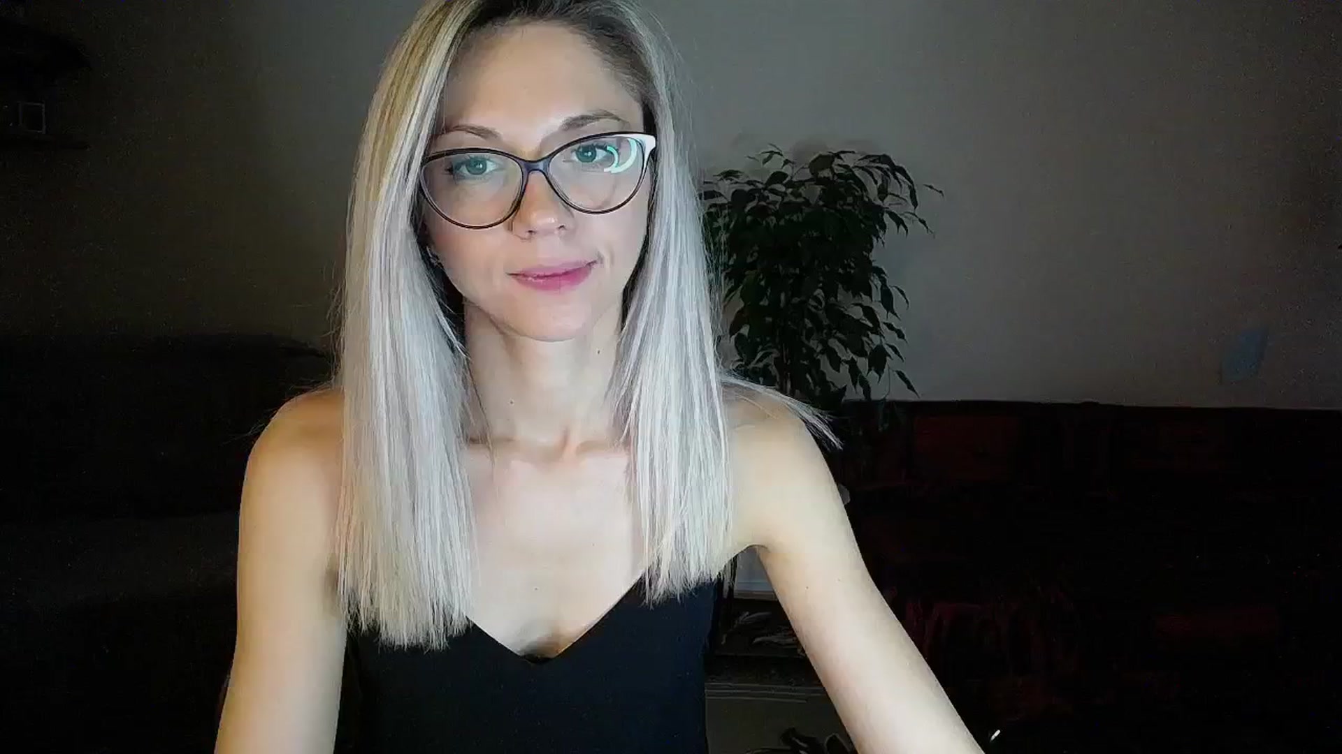 Gallery image thumbnail from Sunshine_alis's myfreecams stream on, 09/01/2024, 15:39 image 12 of 20