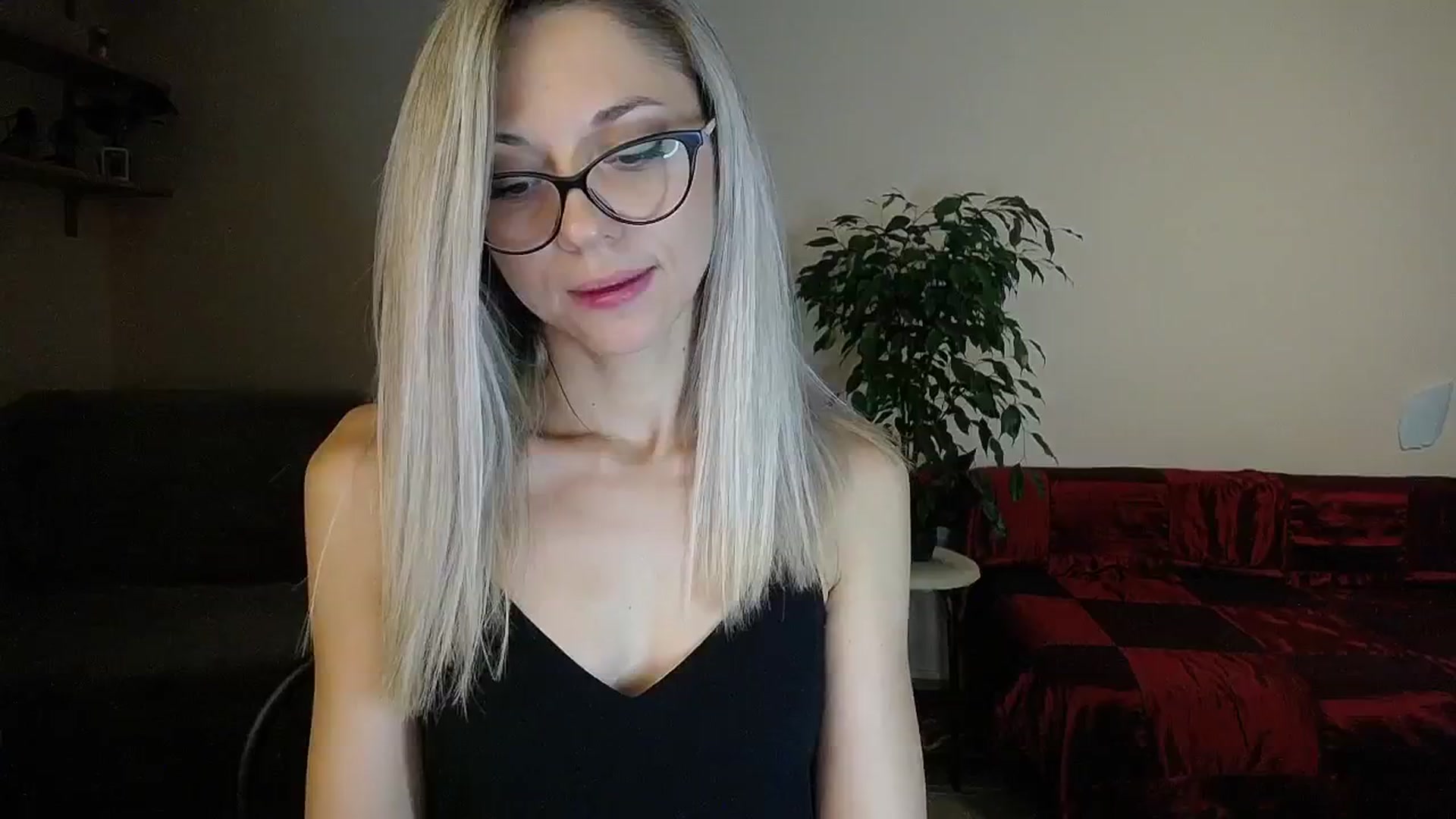 Gallery image thumbnail from Sunshine_alis's myfreecams stream on, 09/01/2024, 16:33 image 11 of 20