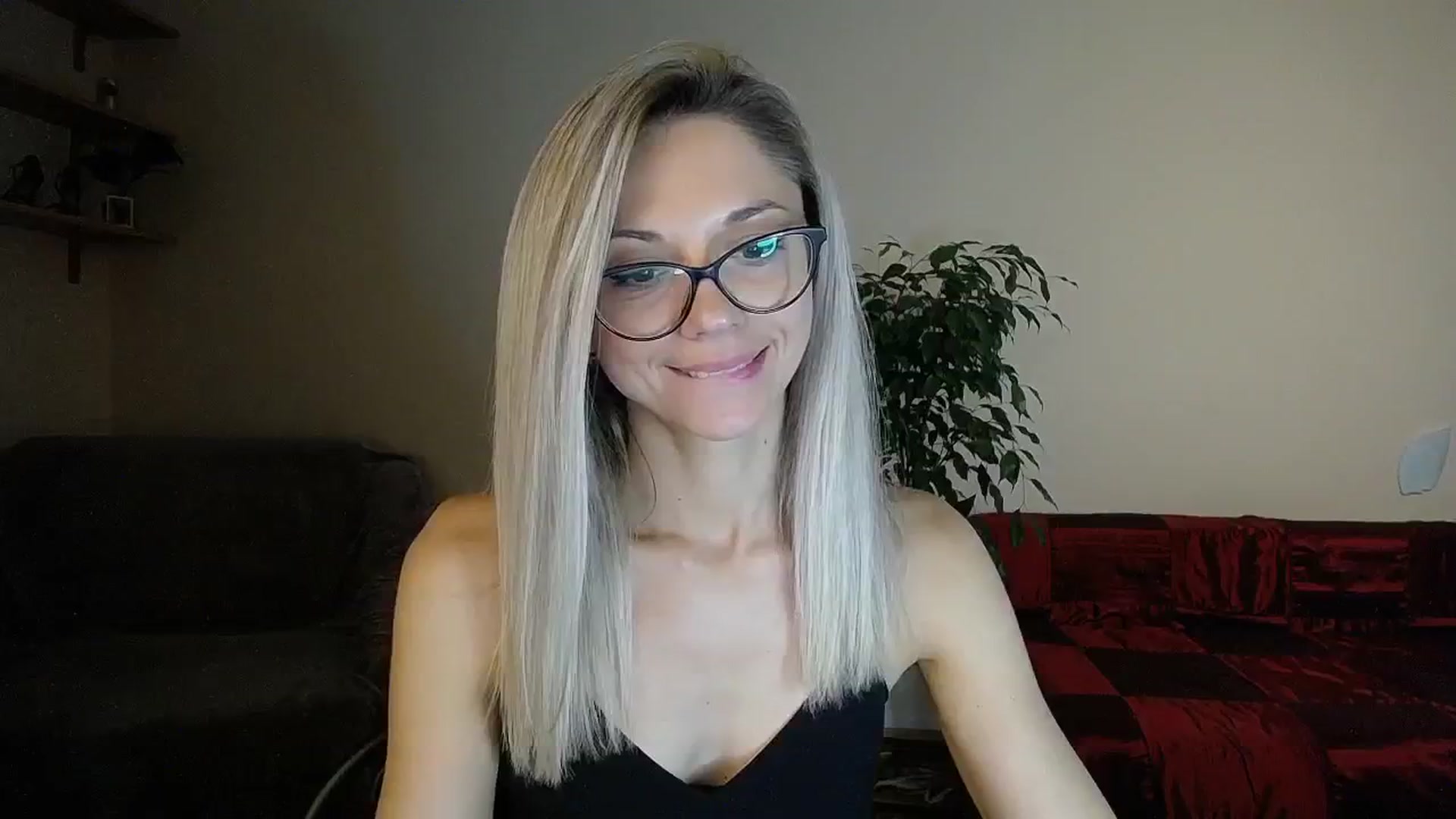 Gallery image thumbnail from Sunshine_alis's myfreecams stream on, 09/01/2024, 16:33 image 1 of 20