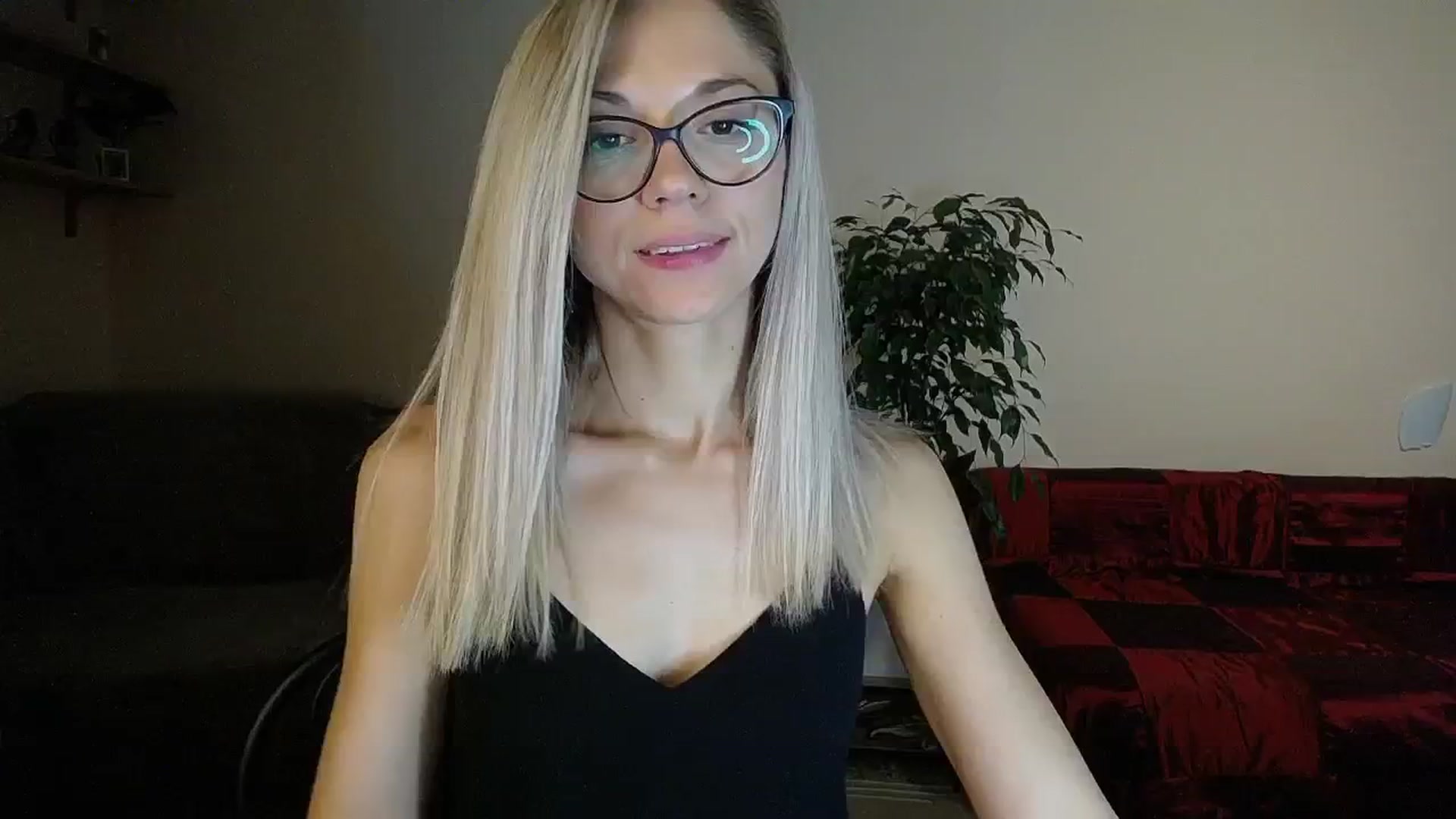 Gallery image thumbnail from Sunshine_alis's myfreecams stream on, 09/01/2024, 16:33 image 14 of 20