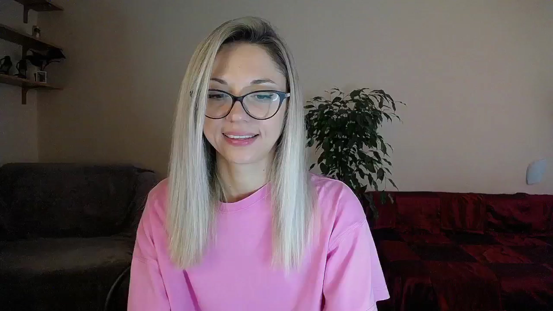 Gallery image thumbnail from Sunshine_alis's myfreecams stream on, 09/02/2024, 13:42 image 11 of 20
