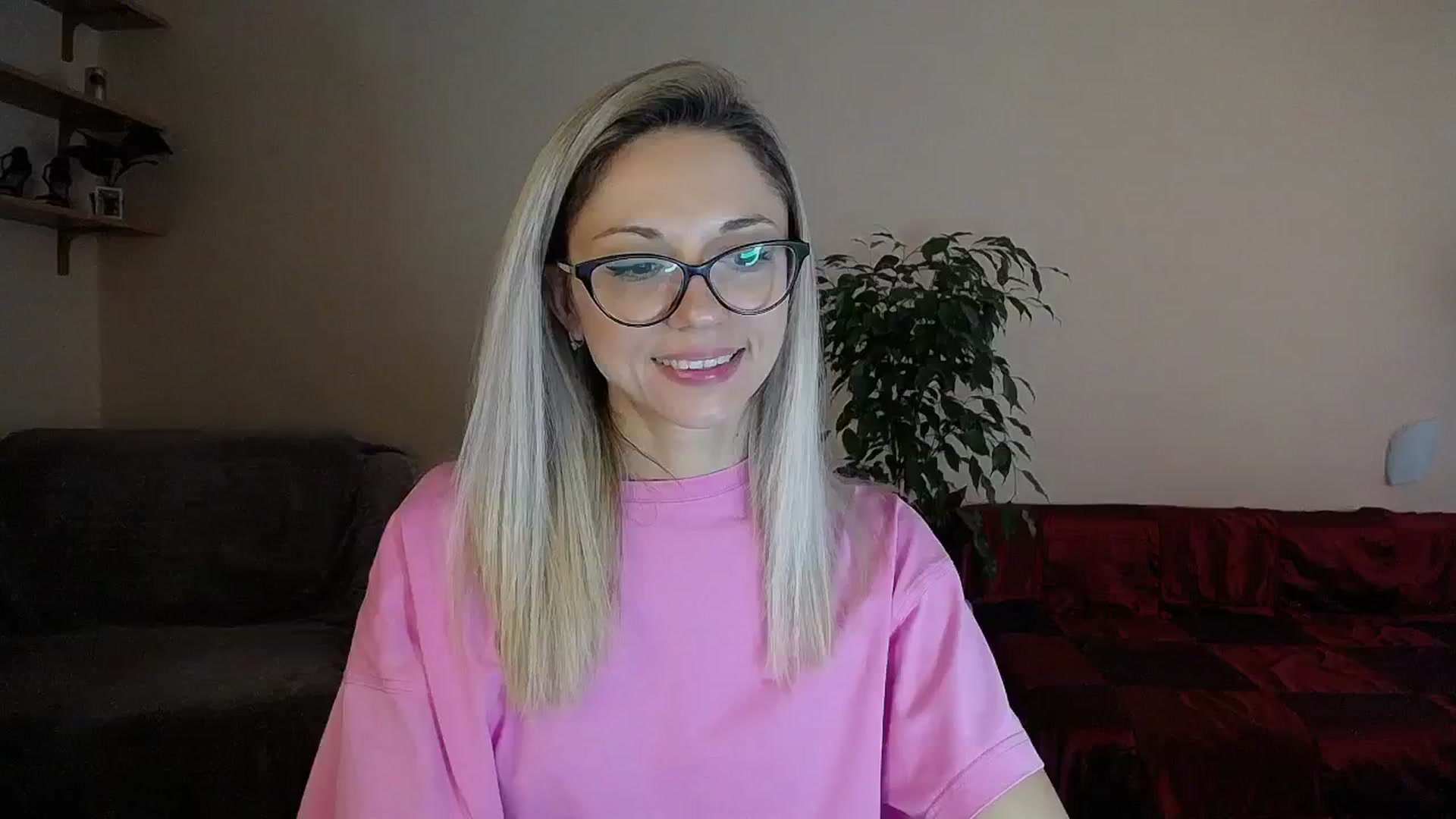 Gallery image thumbnail from Sunshine_alis's myfreecams stream on, 09/02/2024, 13:42 image 4 of 20