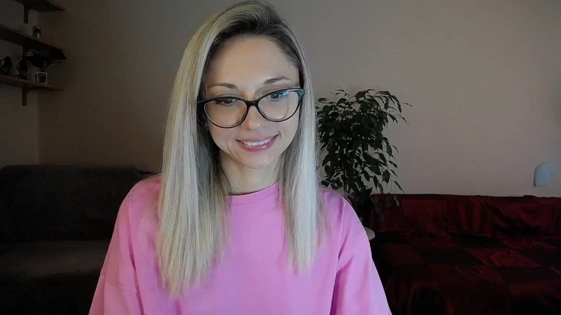 Gallery image thumbnail from Sunshine_alis's myfreecams stream on, 09/02/2024, 13:42 image 7 of 20