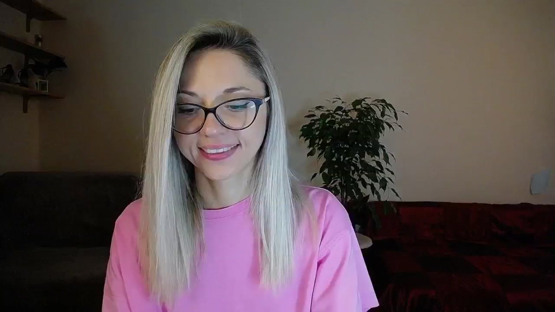 Gallery image thumbnail from Sunshine_alis's myfreecams stream on, 09/02/2024, 15:33 image 8 of 20