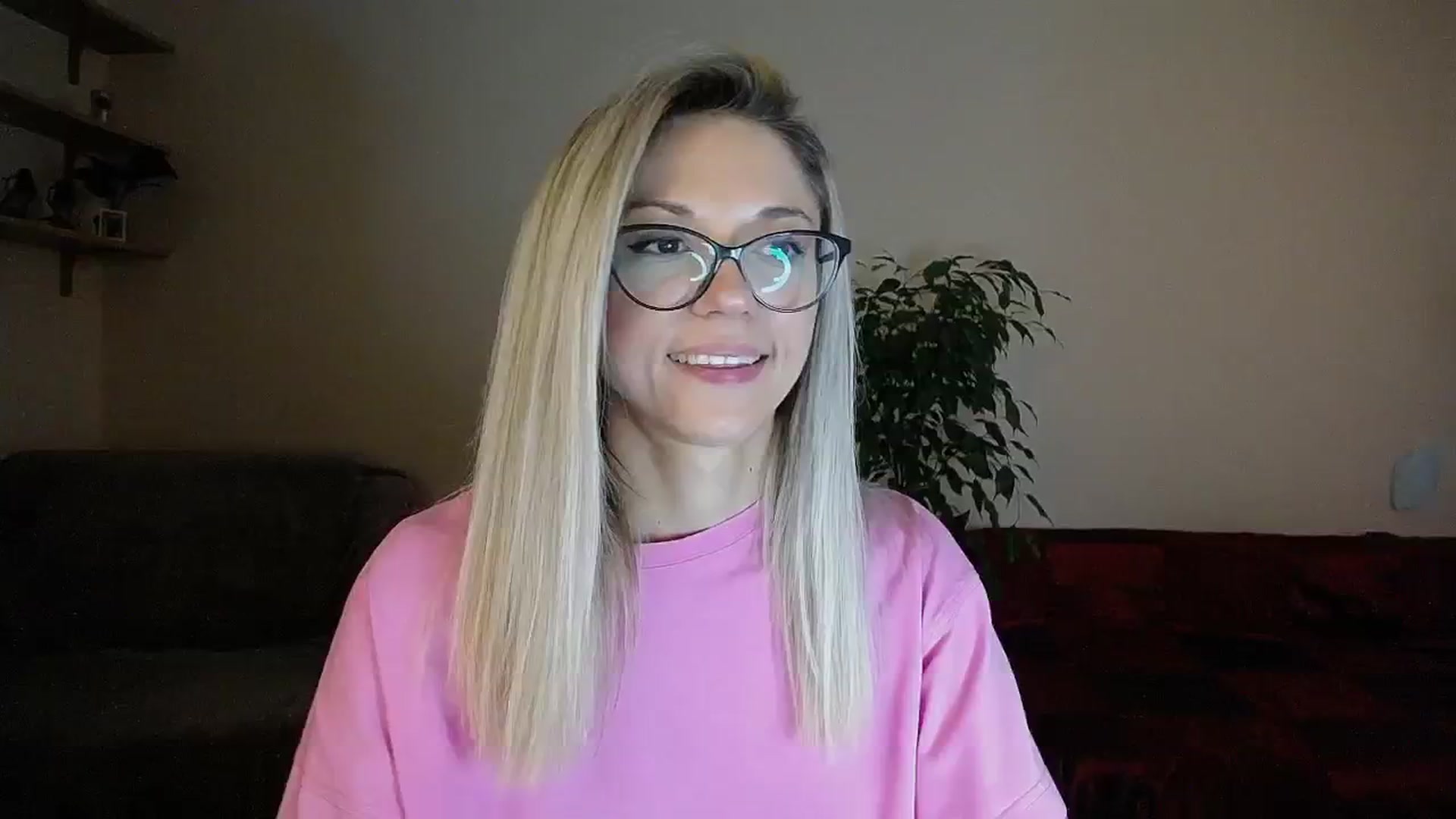 Gallery image thumbnail from Sunshine_alis's myfreecams stream on, 09/02/2024, 15:33 image 12 of 20