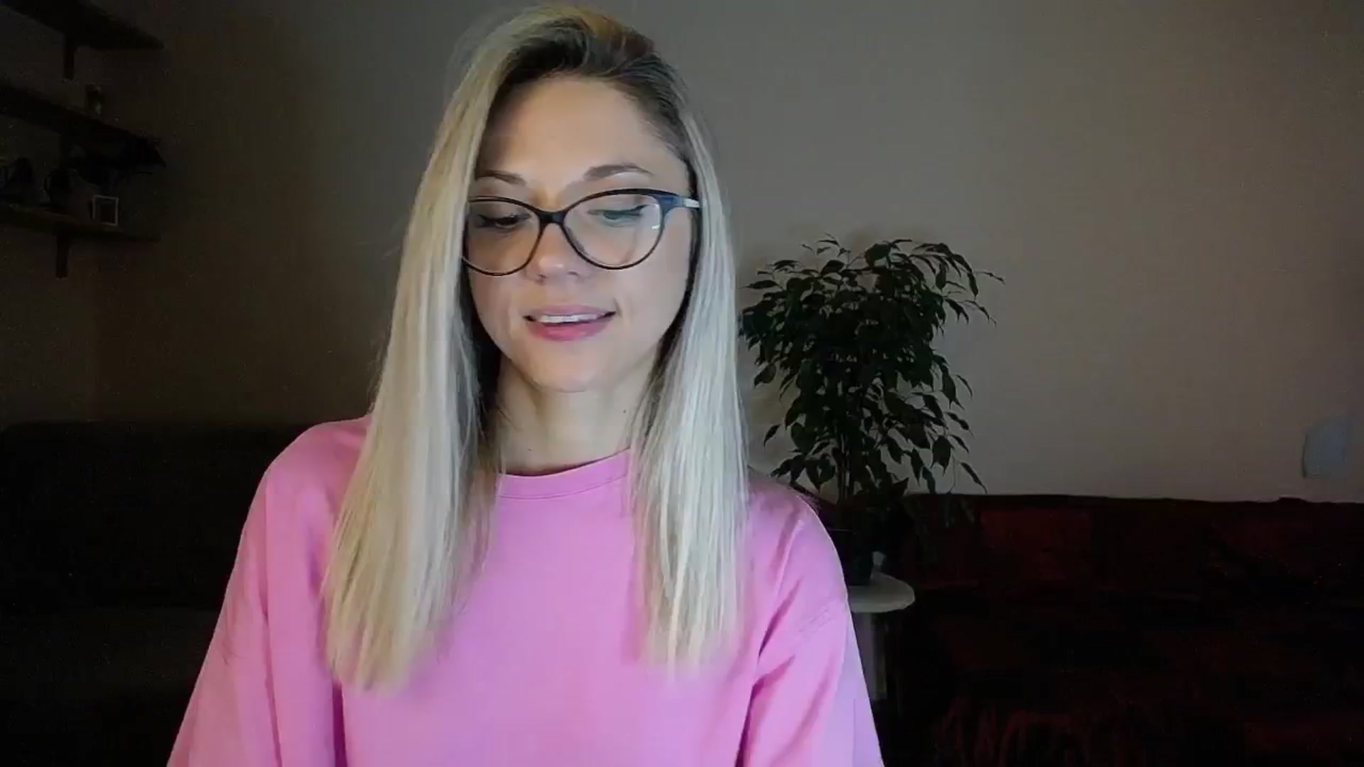 Gallery image thumbnail from Sunshine_alis's myfreecams stream on, 09/02/2024, 15:33 image 17 of 20