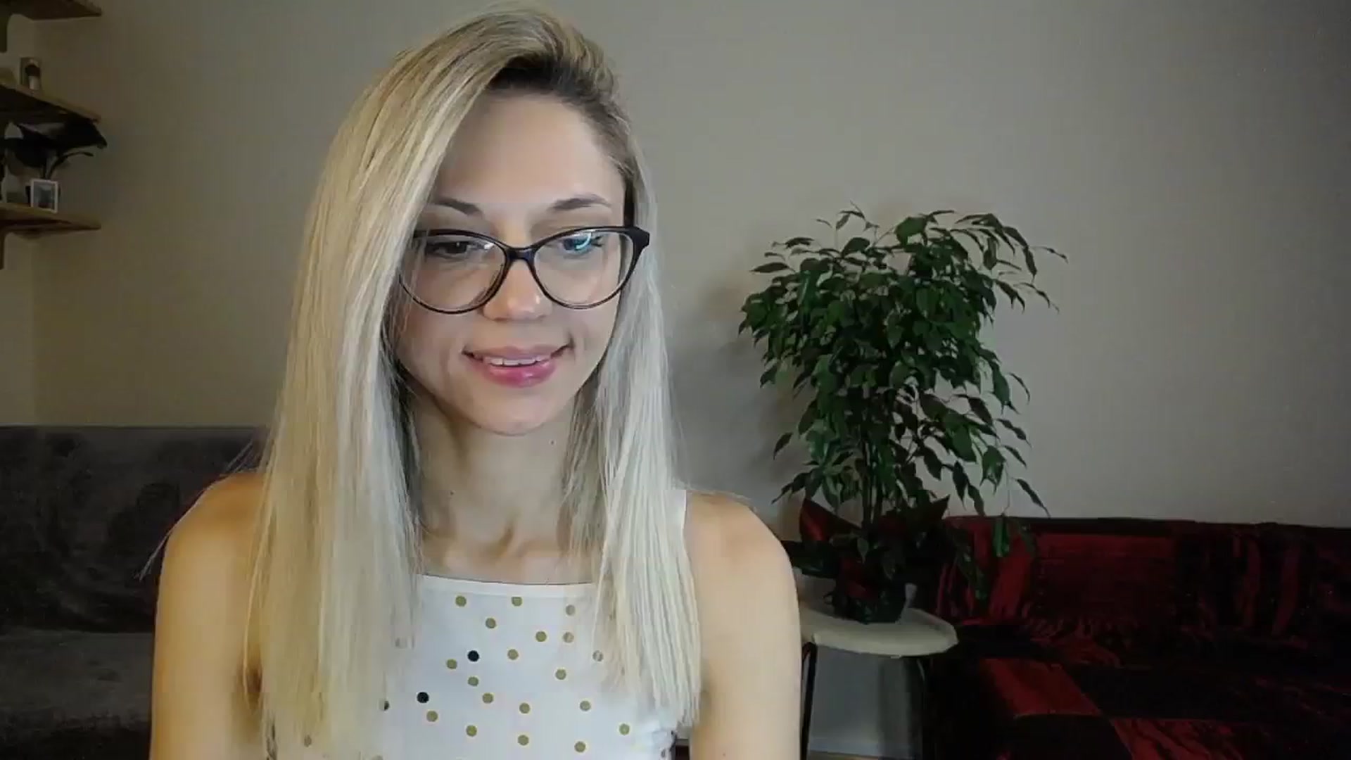 Gallery image thumbnail from Sunshine_alis's myfreecams stream on, 09/04/2024, 14:23 image 11 of 20