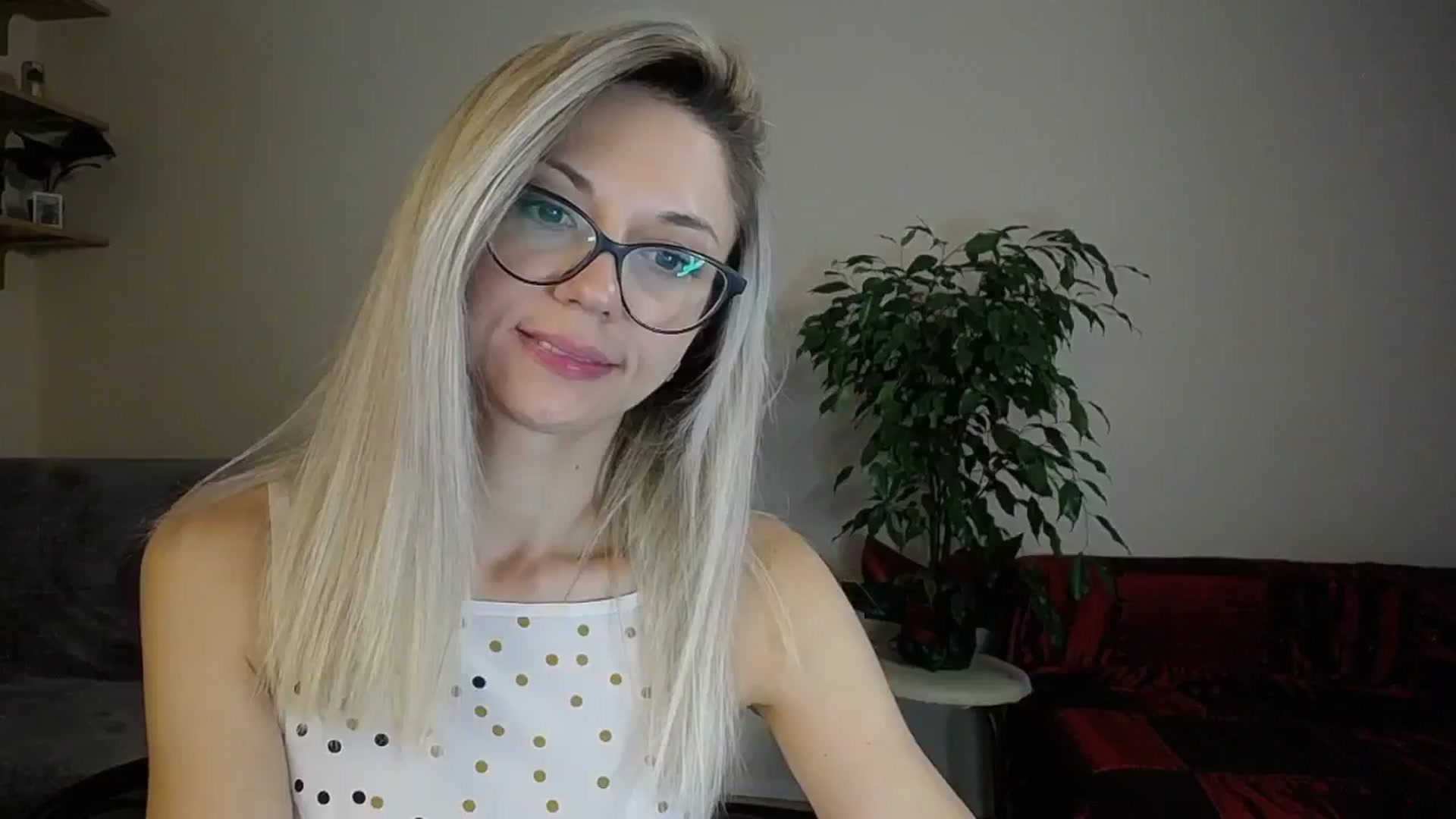 Gallery image thumbnail from Sunshine_alis's myfreecams stream on, 09/04/2024, 14:23 image 6 of 20
