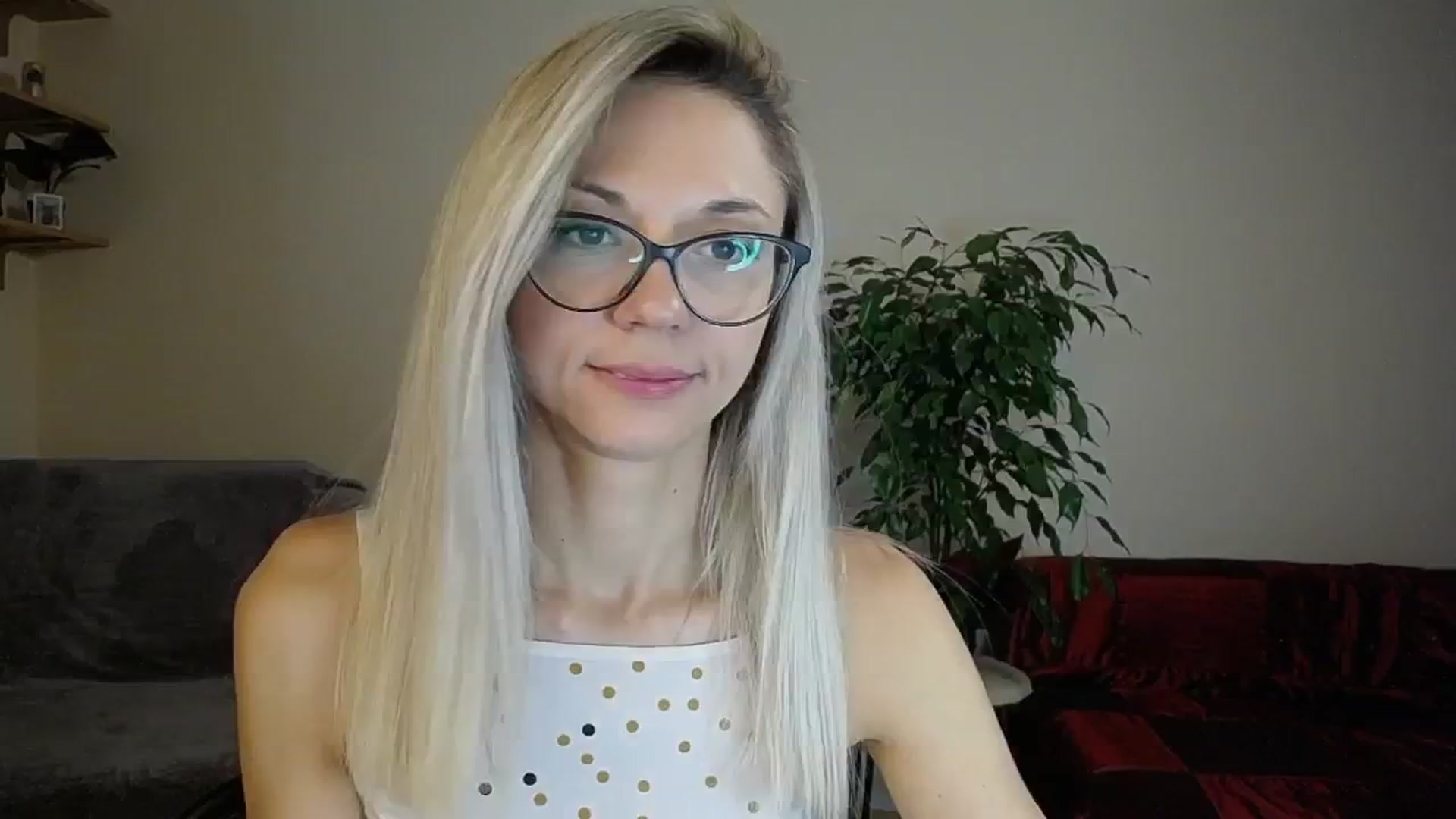 Gallery image thumbnail from Sunshine_alis's myfreecams stream on, 09/04/2024, 14:23 image 10 of 20