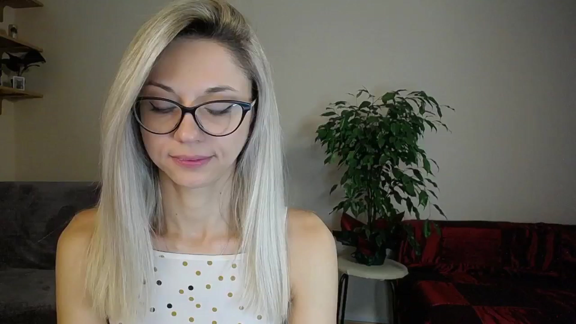 Gallery image thumbnail from Sunshine_alis's myfreecams stream on, 09/04/2024, 14:23 image 12 of 20