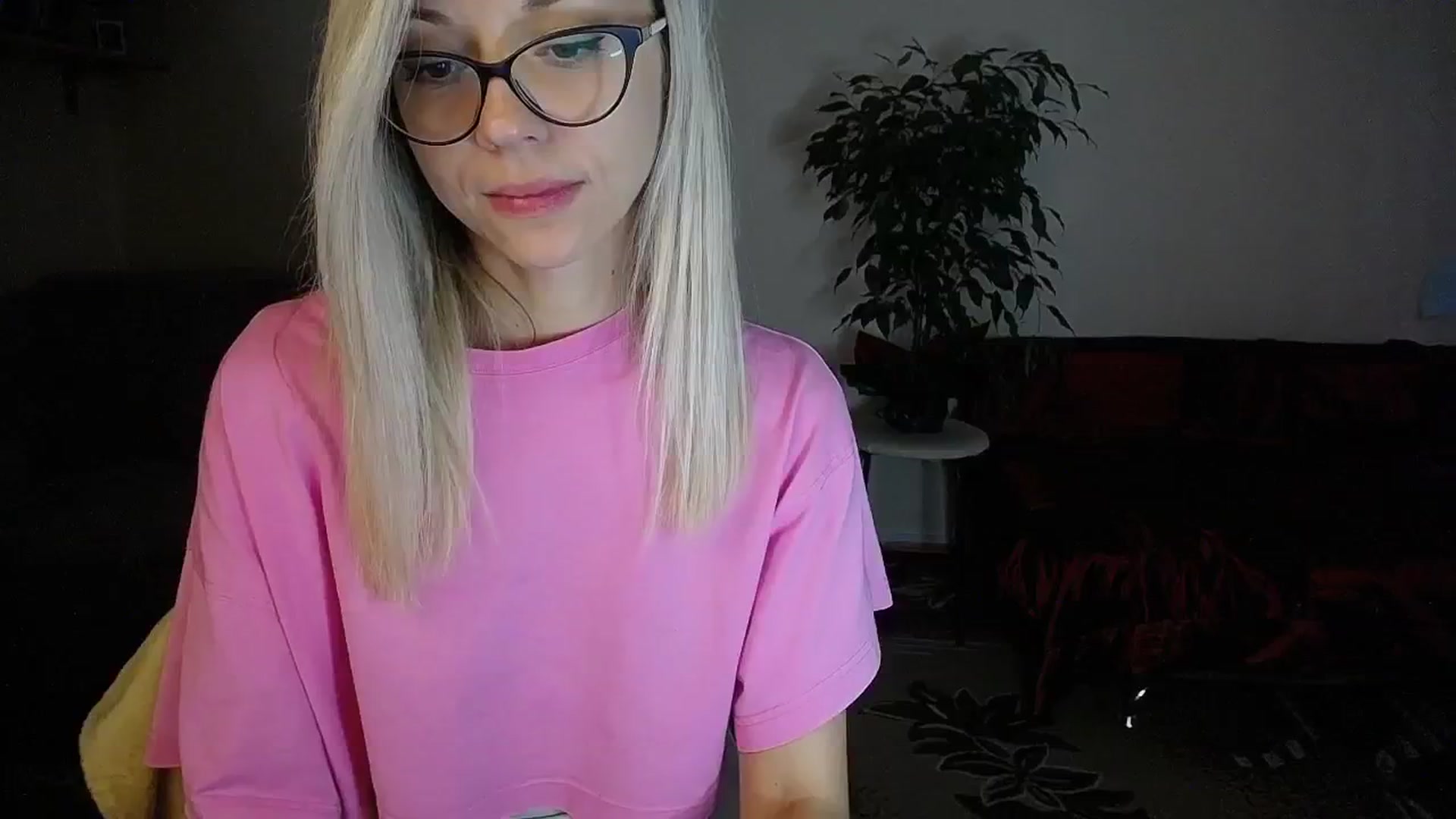 Gallery image thumbnail from Sunshine_alis's myfreecams stream on, 09/07/2024, 15:40 image 6 of 20