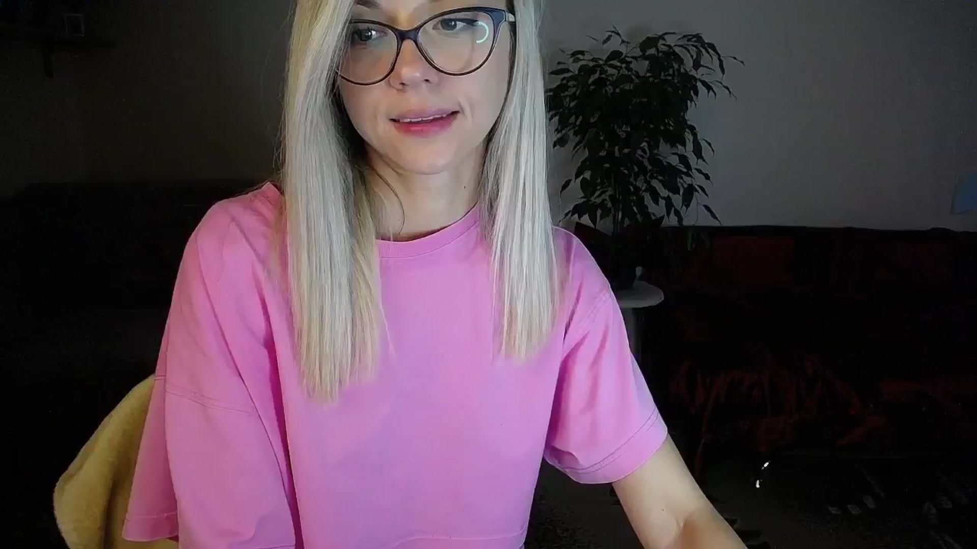 Gallery image thumbnail from Sunshine_alis's myfreecams stream on, 09/07/2024, 15:40 image 4 of 20