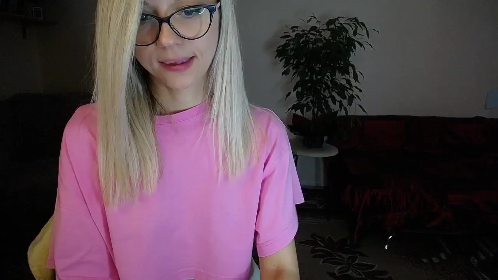 Gallery image thumbnail from Sunshine_alis's myfreecams stream on, 09/07/2024, 15:40 image 18 of 20