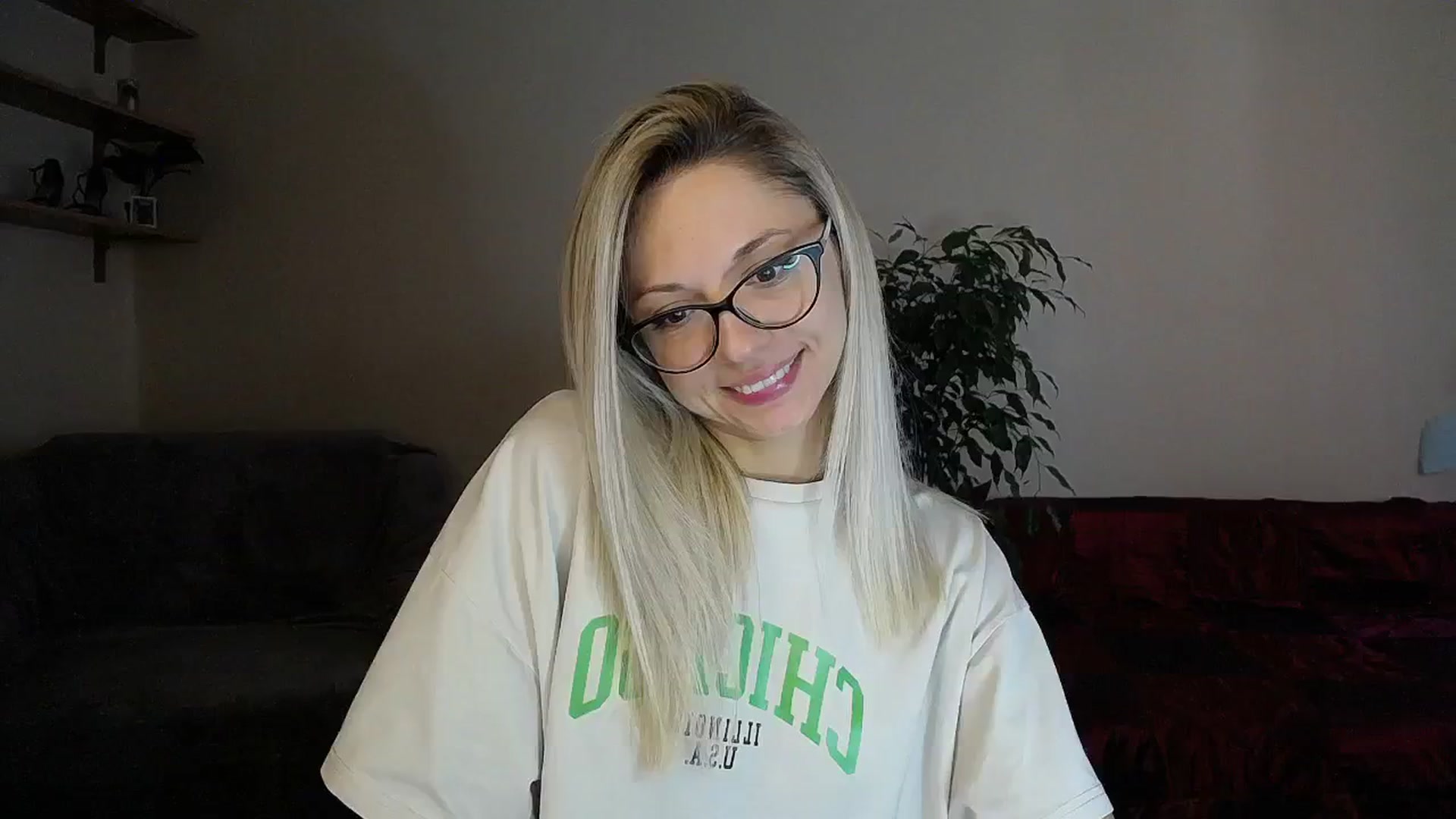Gallery image thumbnail from Sunshine_alis's myfreecams stream on, 09/08/2024, 14:39 image 12 of 20