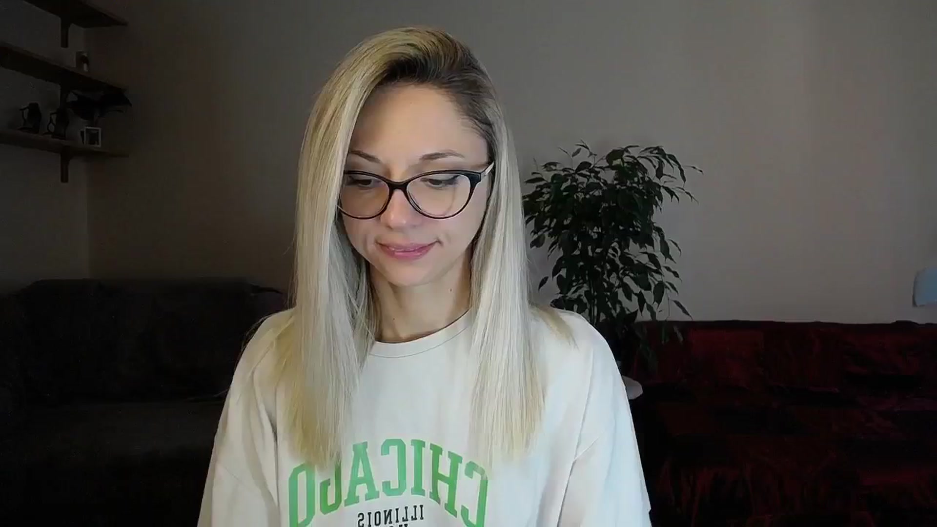 Gallery image thumbnail from Sunshine_alis's myfreecams stream on, 09/08/2024, 14:39 image 7 of 20