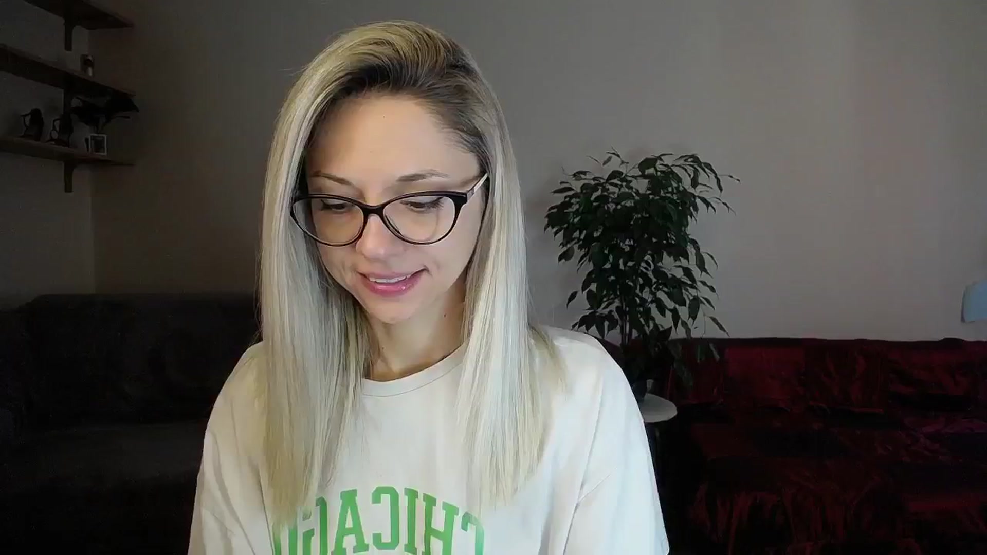 Gallery image thumbnail from Sunshine_alis's myfreecams stream on, 09/08/2024, 14:39 image 3 of 20