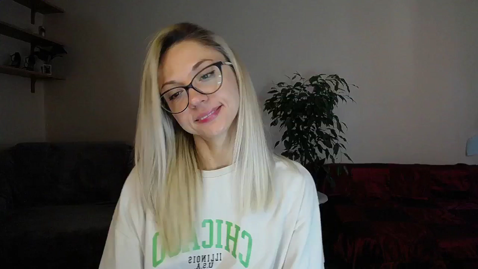 Gallery image thumbnail from Sunshine_alis's myfreecams stream on, 09/08/2024, 14:39 image 8 of 20