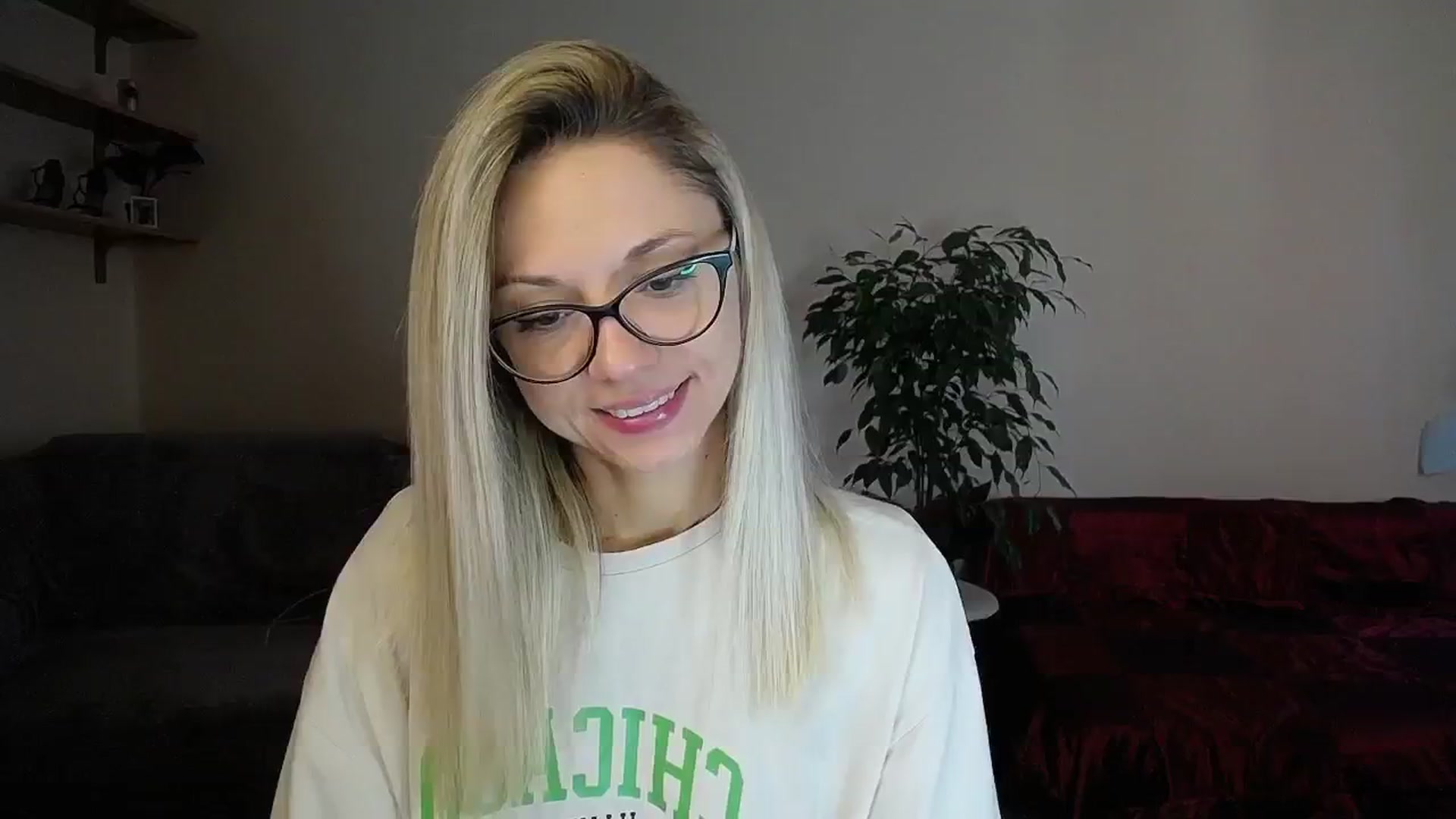 Gallery image thumbnail from Sunshine_alis's myfreecams stream on, 09/08/2024, 14:39 image 1 of 20