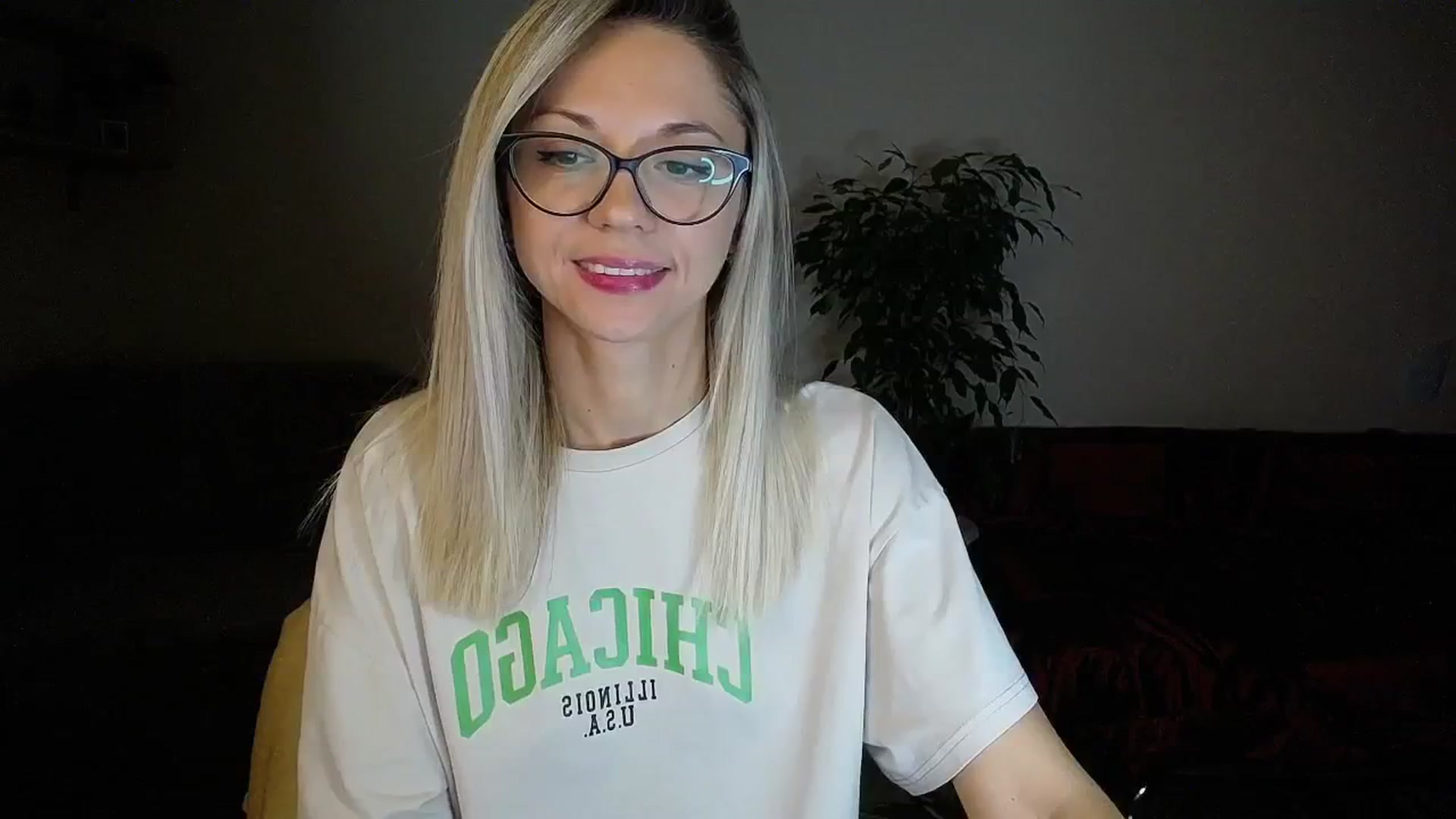 Gallery image thumbnail from Sunshine_alis's myfreecams stream on, 09/08/2024, 16:39 image 12 of 20