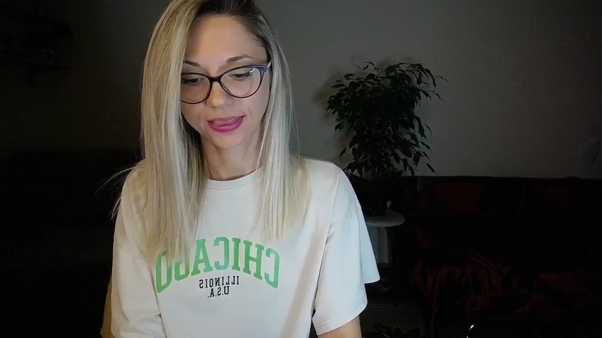 Gallery image thumbnail from Sunshine_alis's myfreecams stream on, 09/08/2024, 16:39 image 11 of 20