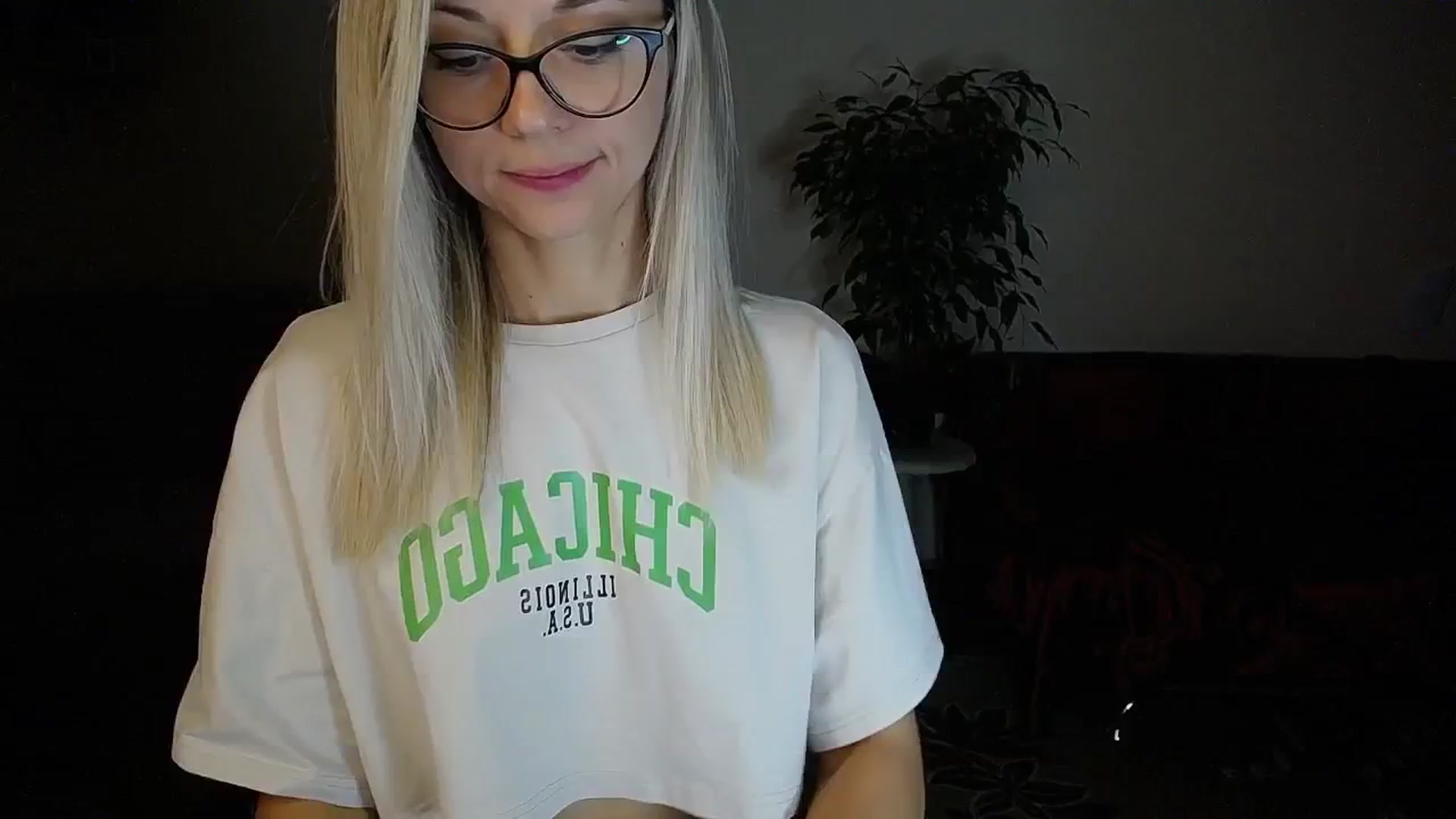 Gallery image thumbnail from Sunshine_alis's myfreecams stream on, 09/08/2024, 16:39 image 6 of 20