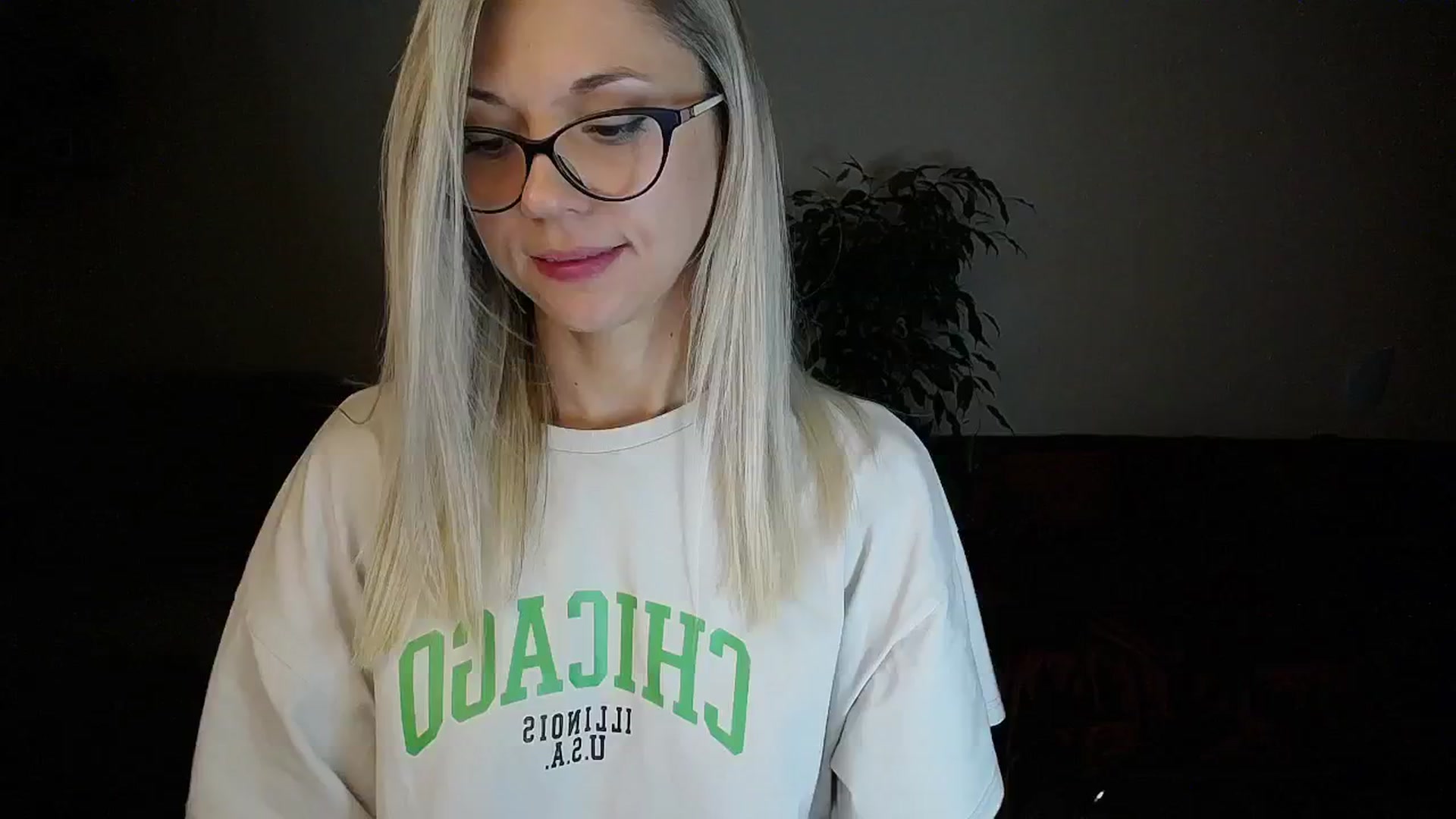 Gallery image thumbnail from Sunshine_alis's myfreecams stream on, 09/08/2024, 18:05 image 17 of 20