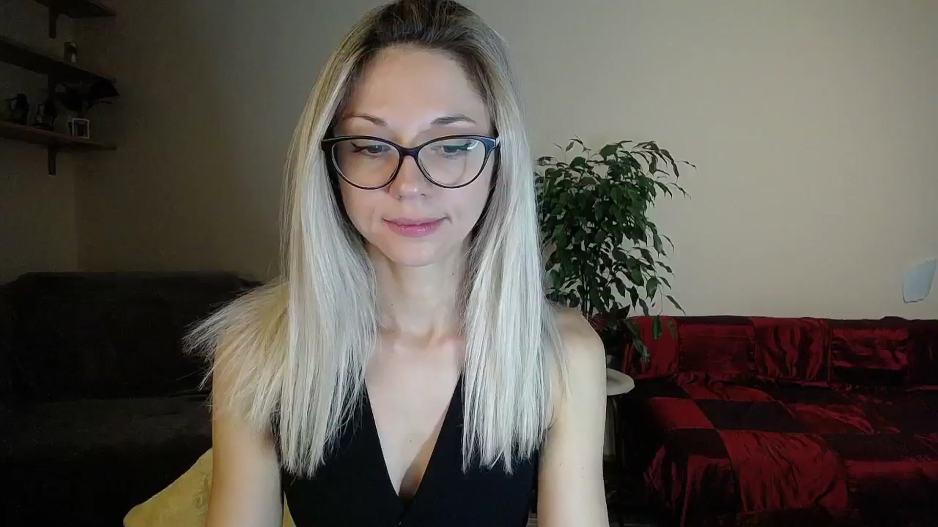 Gallery image thumbnail from Sunshine_alis's myfreecams stream on, 09/10/2024, 13:48 image 13 of 20