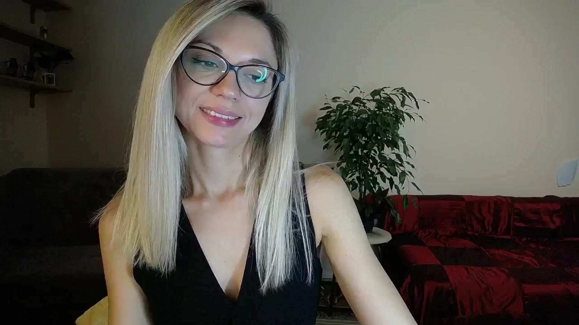Gallery image thumbnail from Sunshine_alis's myfreecams stream on, 09/10/2024, 13:48 image 1 of 20